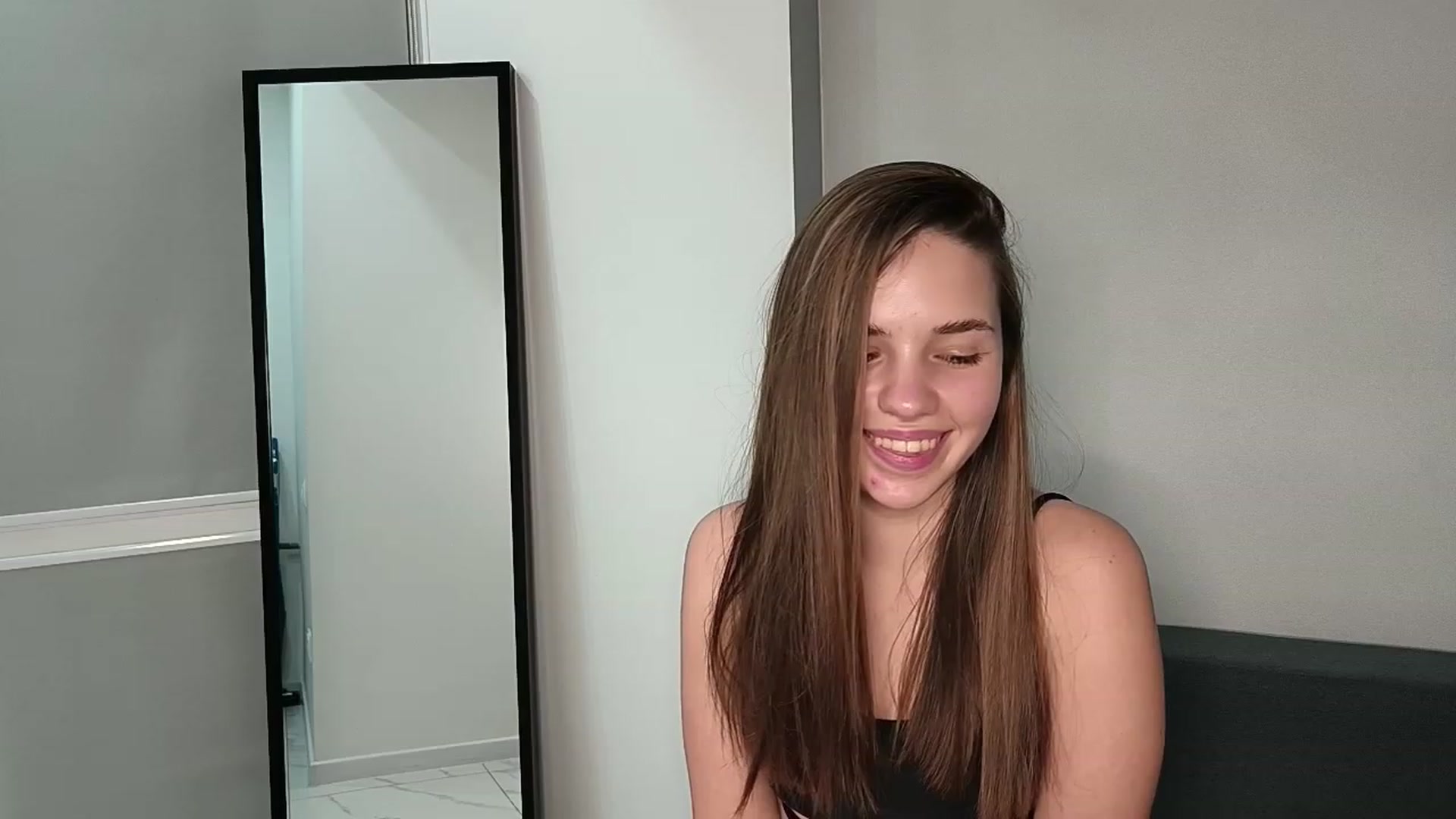 Gallery image thumbnail from AntiLiar's myfreecams stream on, 01/23/2023, 24:02 image 18 of 20