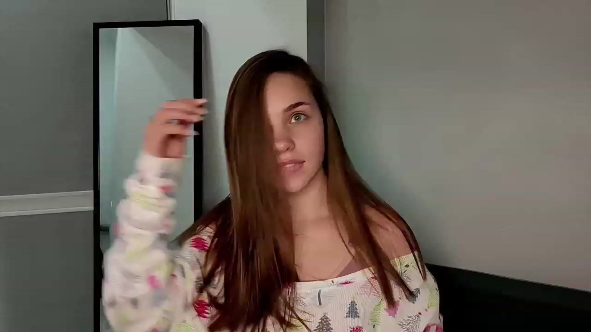 Gallery image thumbnail from AntiLiar's myfreecams stream on, 01/27/2023, 19:09 image 6 of 20