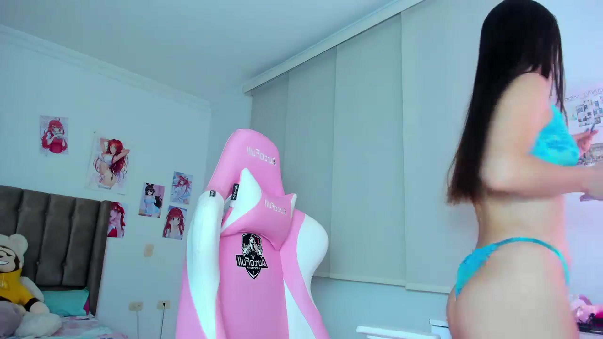 Gallery image thumbnail from Antonella_28_'s myfreecams stream on, 06/01/2024, 23:47 image 5 of 20
