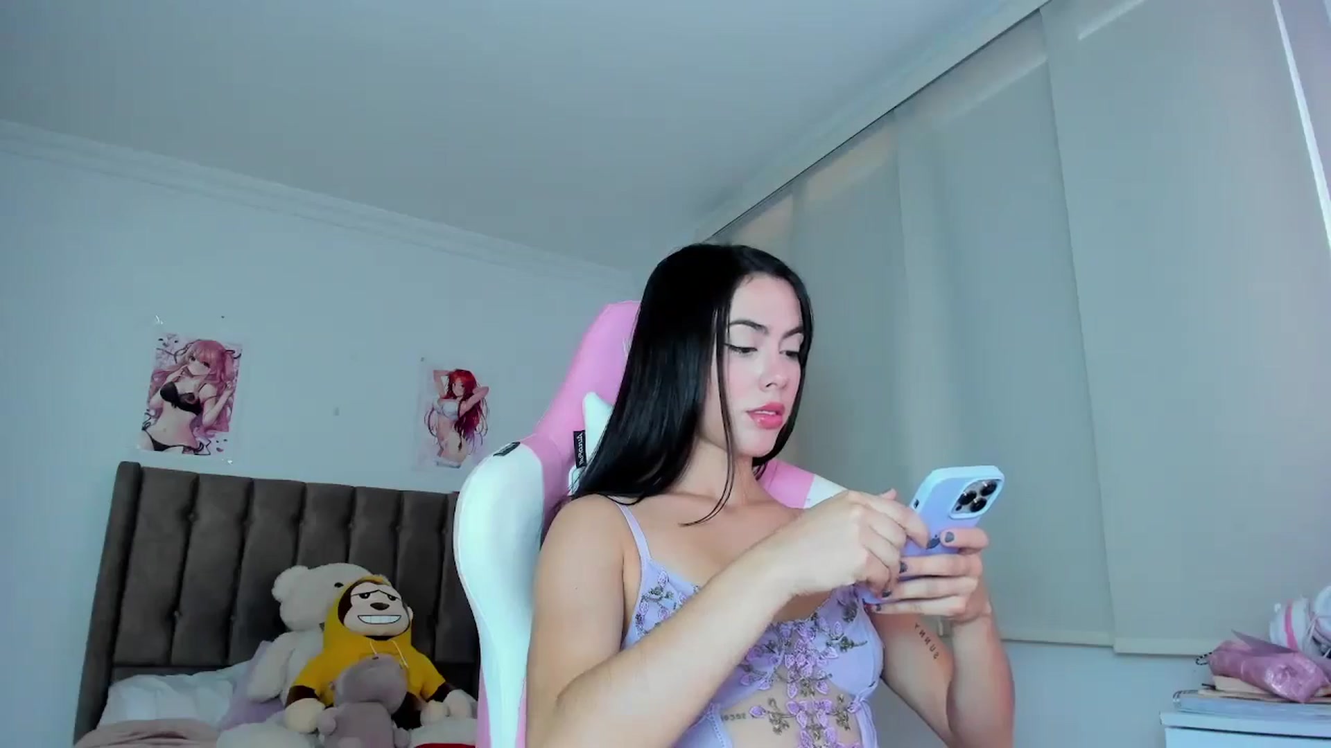 Gallery image thumbnail from Antonella_28_'s myfreecams stream on, 06/12/2024, 21:41 image 15 of 20