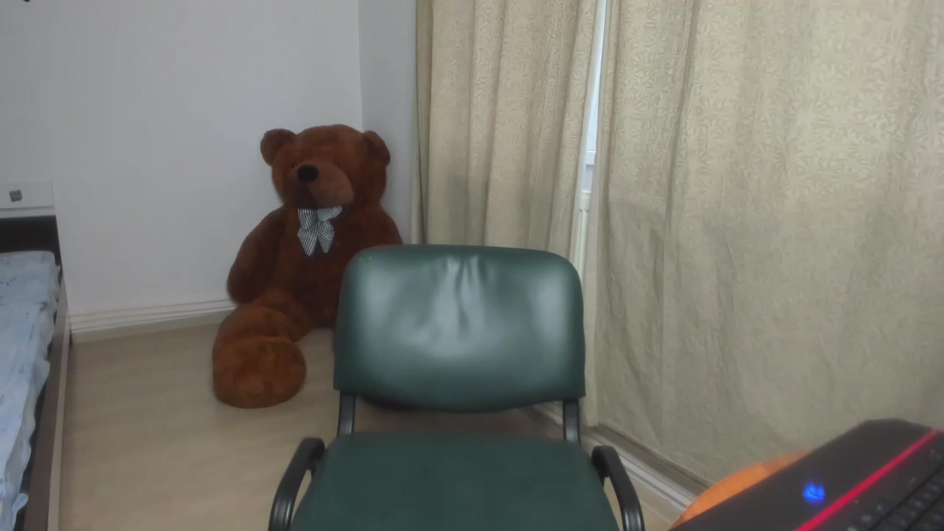 Gallery image thumbnail from AntoniaKitty's myfreecams stream on, 11/28/2022, 08:26 image 3 of 20