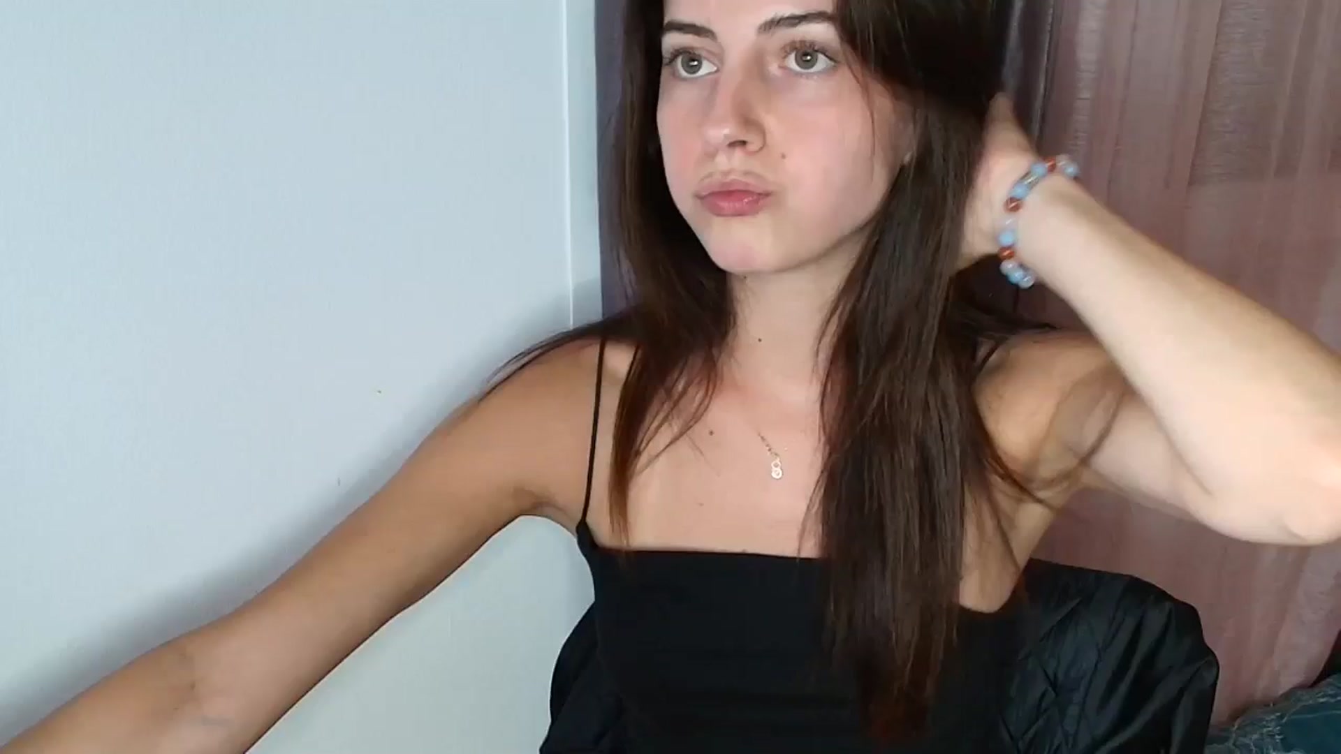 Gallery image thumbnail from AntoniaKitty's myfreecams stream on, 07/27/2024, 18:52 image 1 of 20