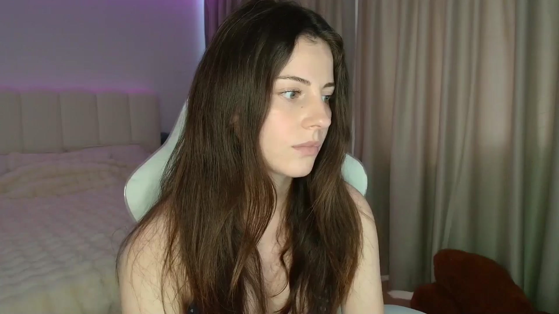 Gallery image thumbnail from AntoniaKitty's myfreecams stream on, 05/24/2025, 10:58 image 15 of 20