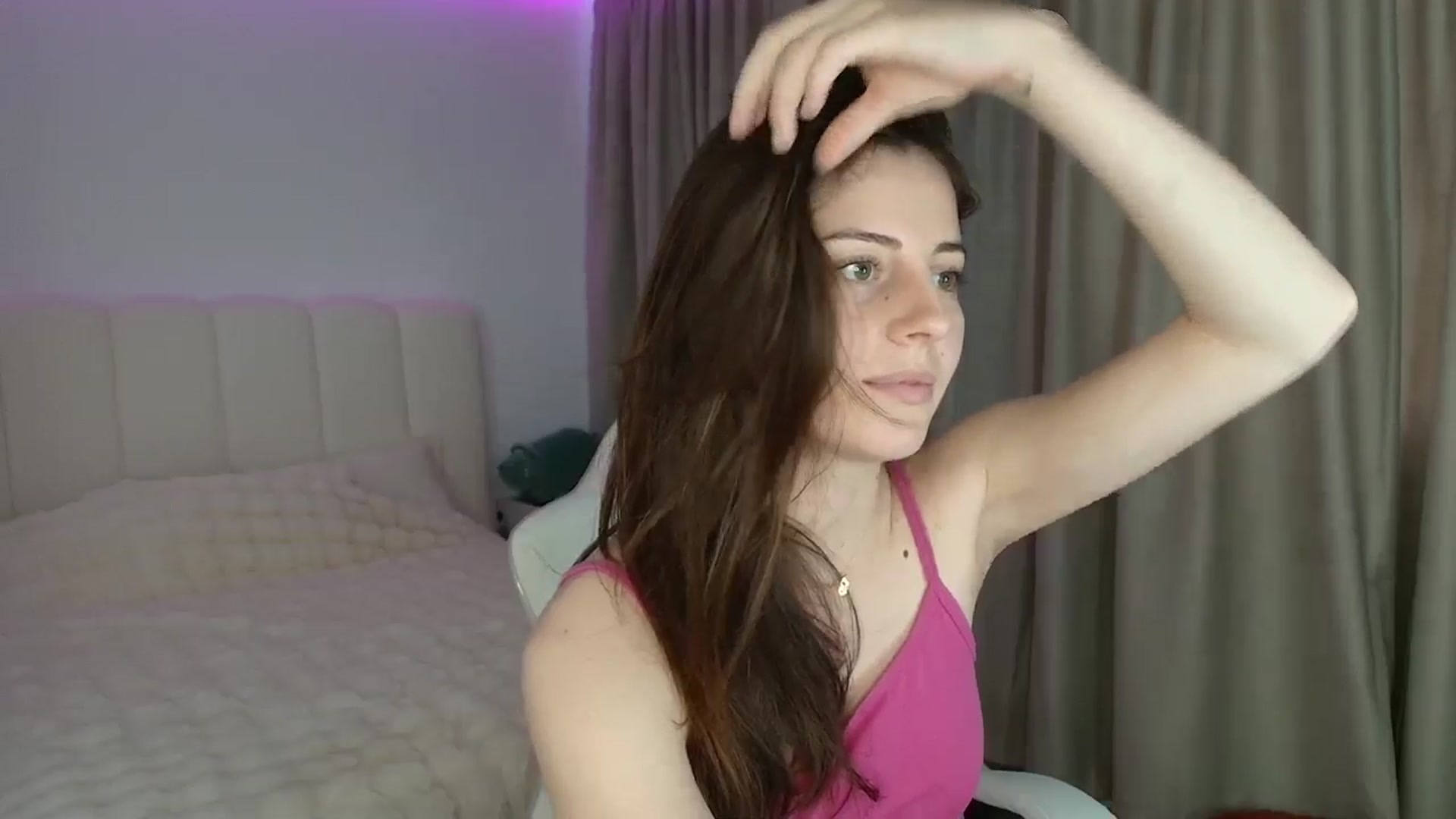 Gallery image thumbnail from AntoniaKitty's myfreecams stream on, 06/02/2025, 10:13 image 2 of 20