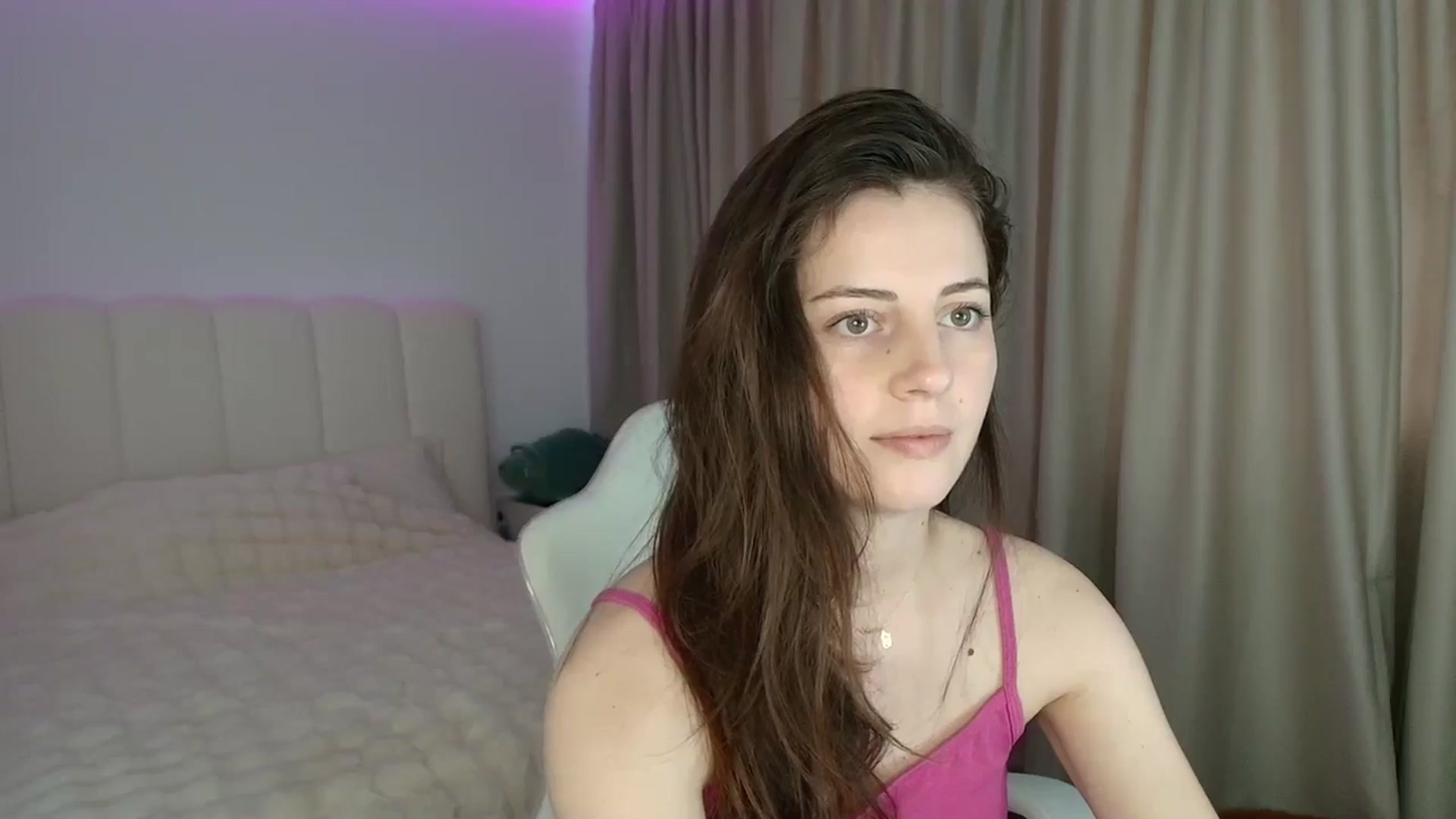 Gallery image thumbnail from AntoniaKitty's myfreecams stream on, 06/02/2025, 10:13 image 9 of 20