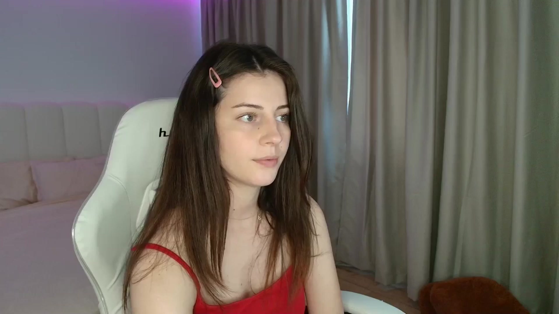 Gallery image thumbnail from AntoniaKitty's myfreecams stream on, 06/07/2025, 11:19 image 16 of 20