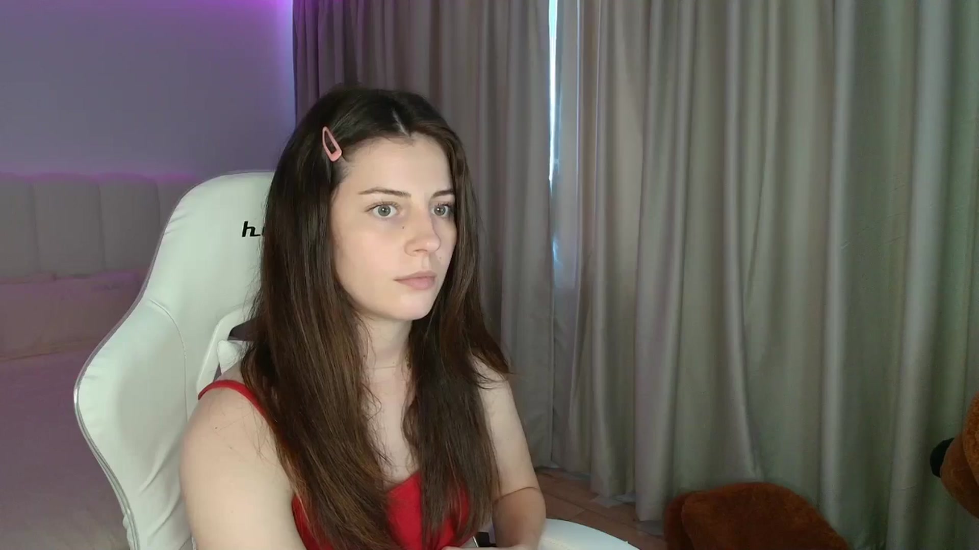 Gallery image thumbnail from AntoniaKitty's myfreecams stream on, 06/07/2025, 11:19 image 2 of 20