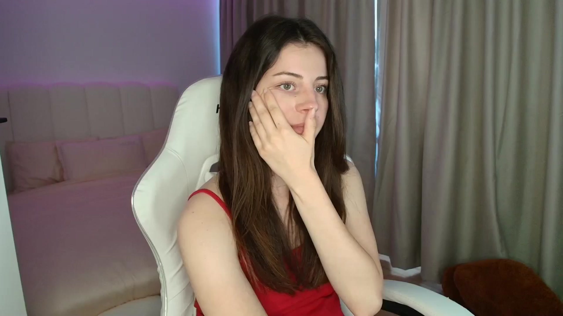 Gallery image thumbnail from AntoniaKitty's myfreecams stream on, 06/07/2025, 11:19 image 1 of 20