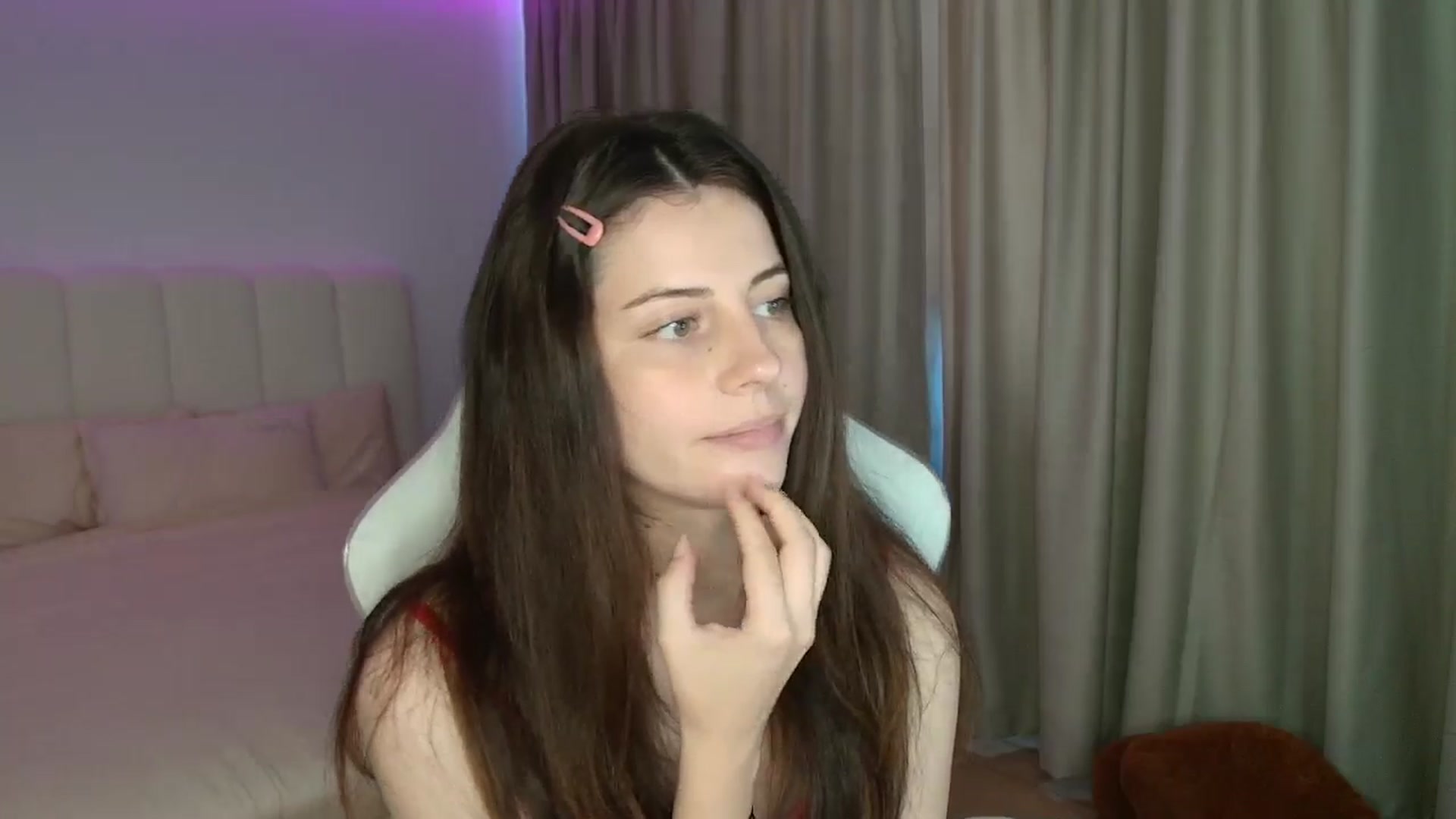 Gallery image thumbnail from AntoniaKitty's myfreecams stream on, 06/07/2025, 11:47 image 17 of 20