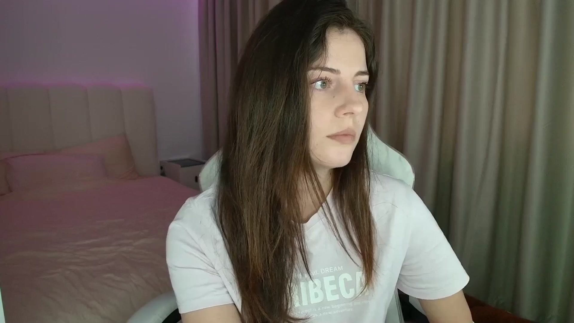 Gallery image thumbnail from AntoniaKitty's myfreecams stream on, 06/10/2025, 15:27 image 18 of 20