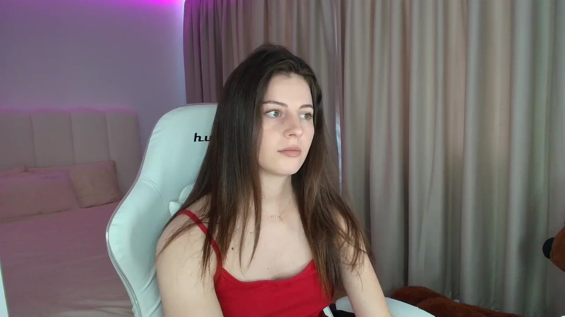 Gallery image thumbnail from AntoniaKitty's myfreecams stream on, 06/15/2025, 10:01 image 11 of 20
