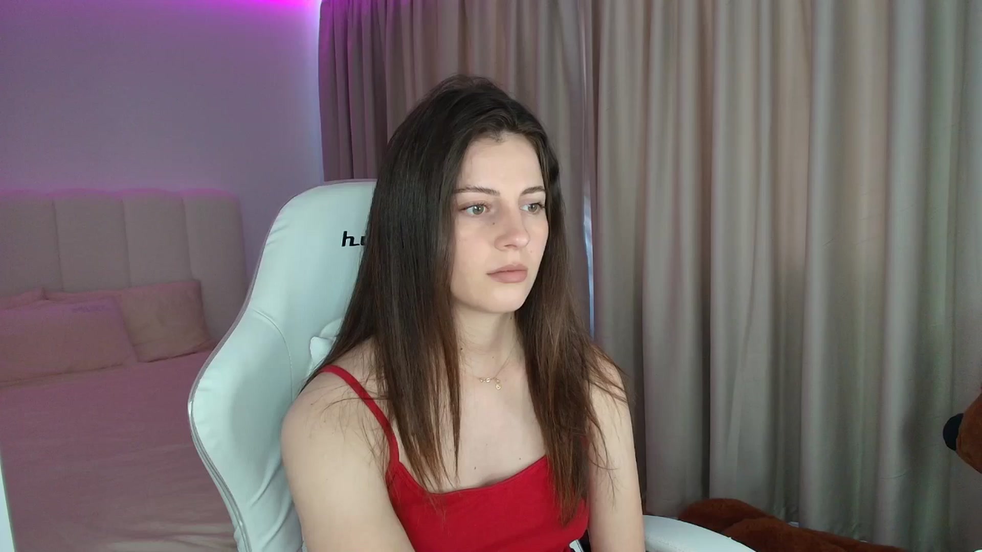 Gallery image thumbnail from AntoniaKitty's myfreecams stream on, 06/15/2025, 10:01 image 14 of 20