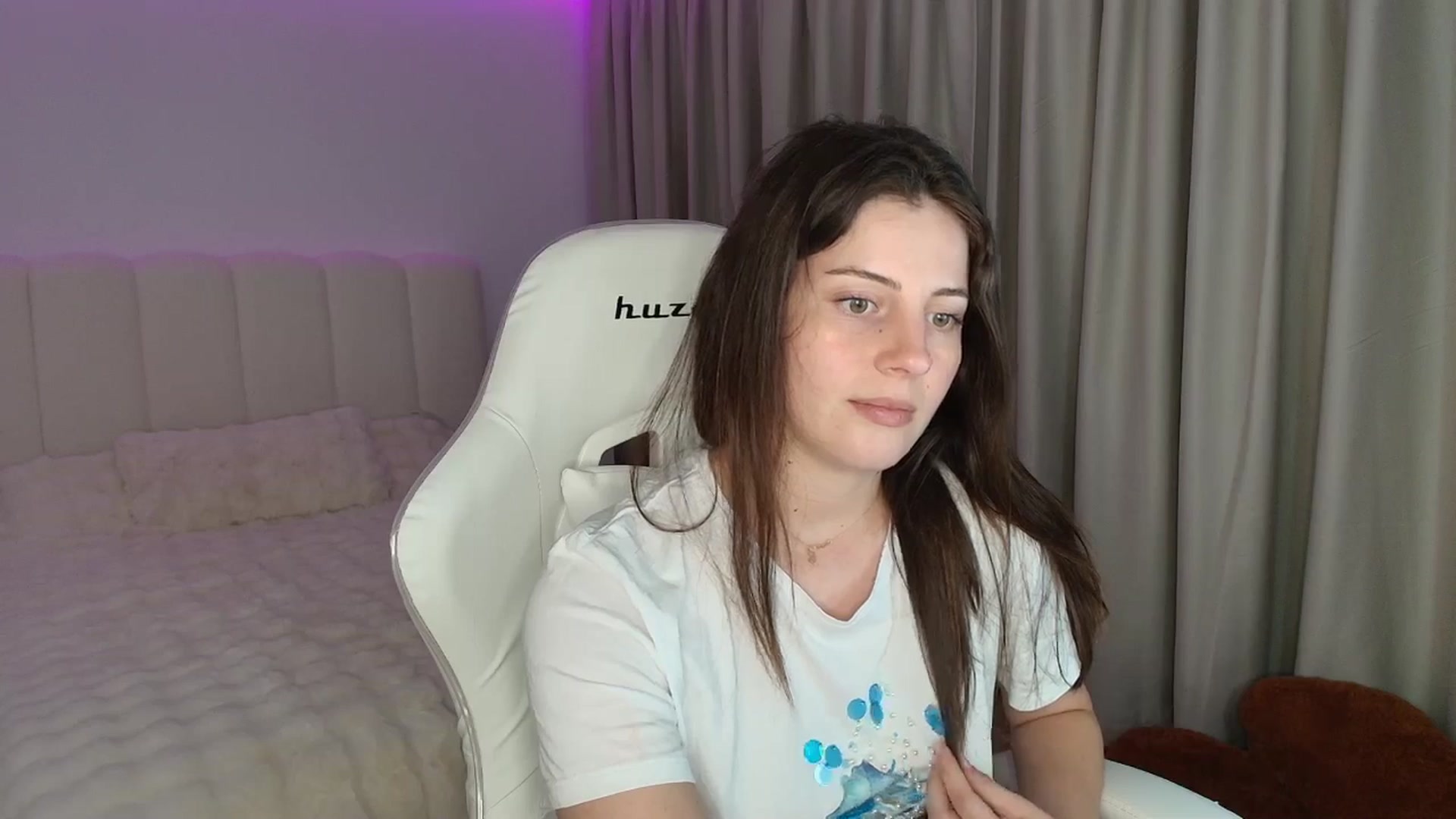 Gallery image thumbnail from AntoniaKitty's myfreecams stream on, 06/21/2025, 20:42 image 16 of 20
