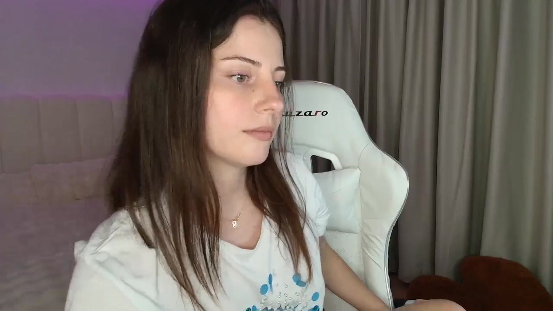 Gallery image thumbnail from AntoniaKitty's myfreecams stream on, 06/21/2025, 20:42 image 18 of 20