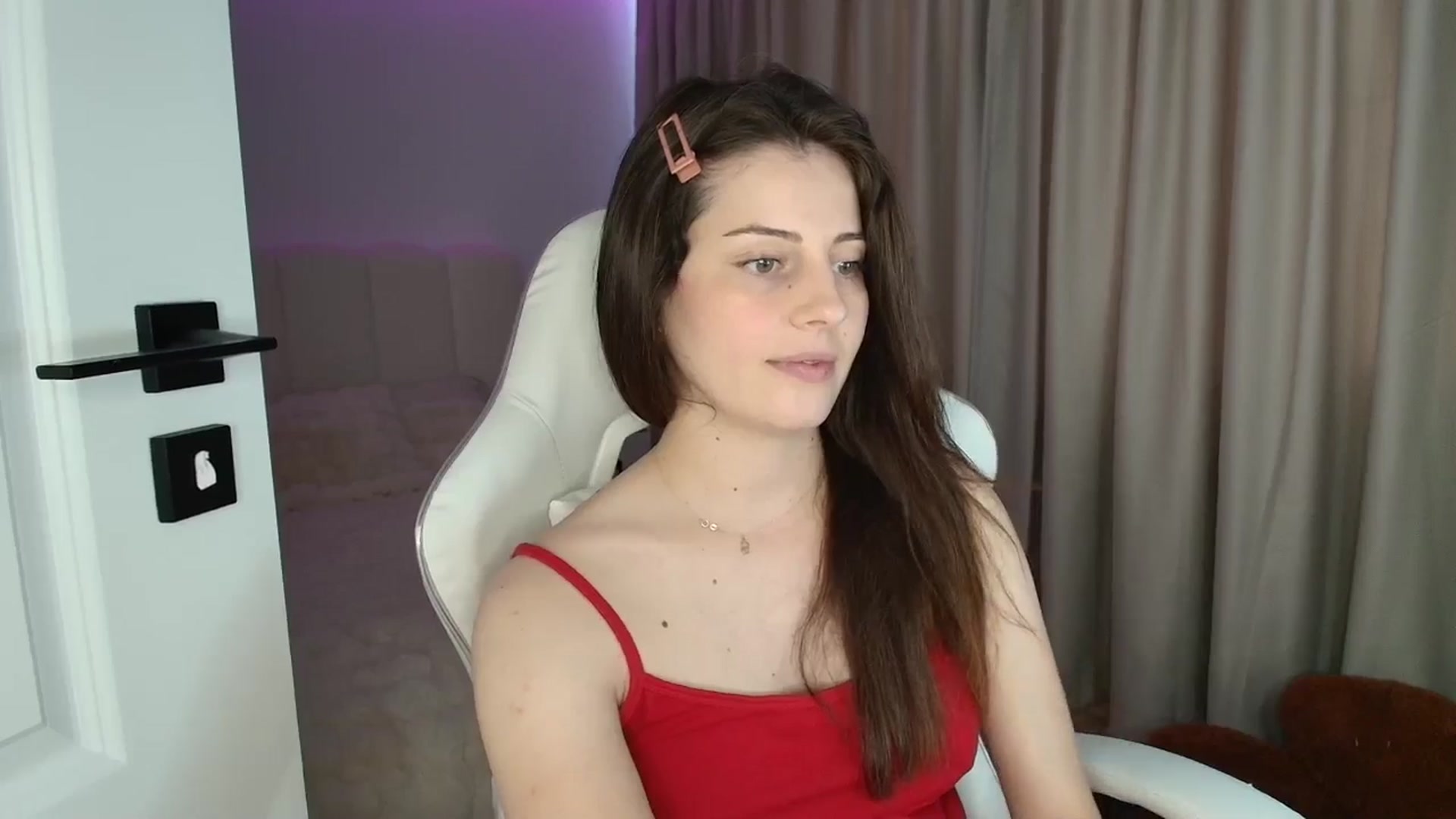 Gallery image thumbnail from AntoniaKitty's myfreecams stream on, 06/28/2025, 12:18 image 6 of 20
