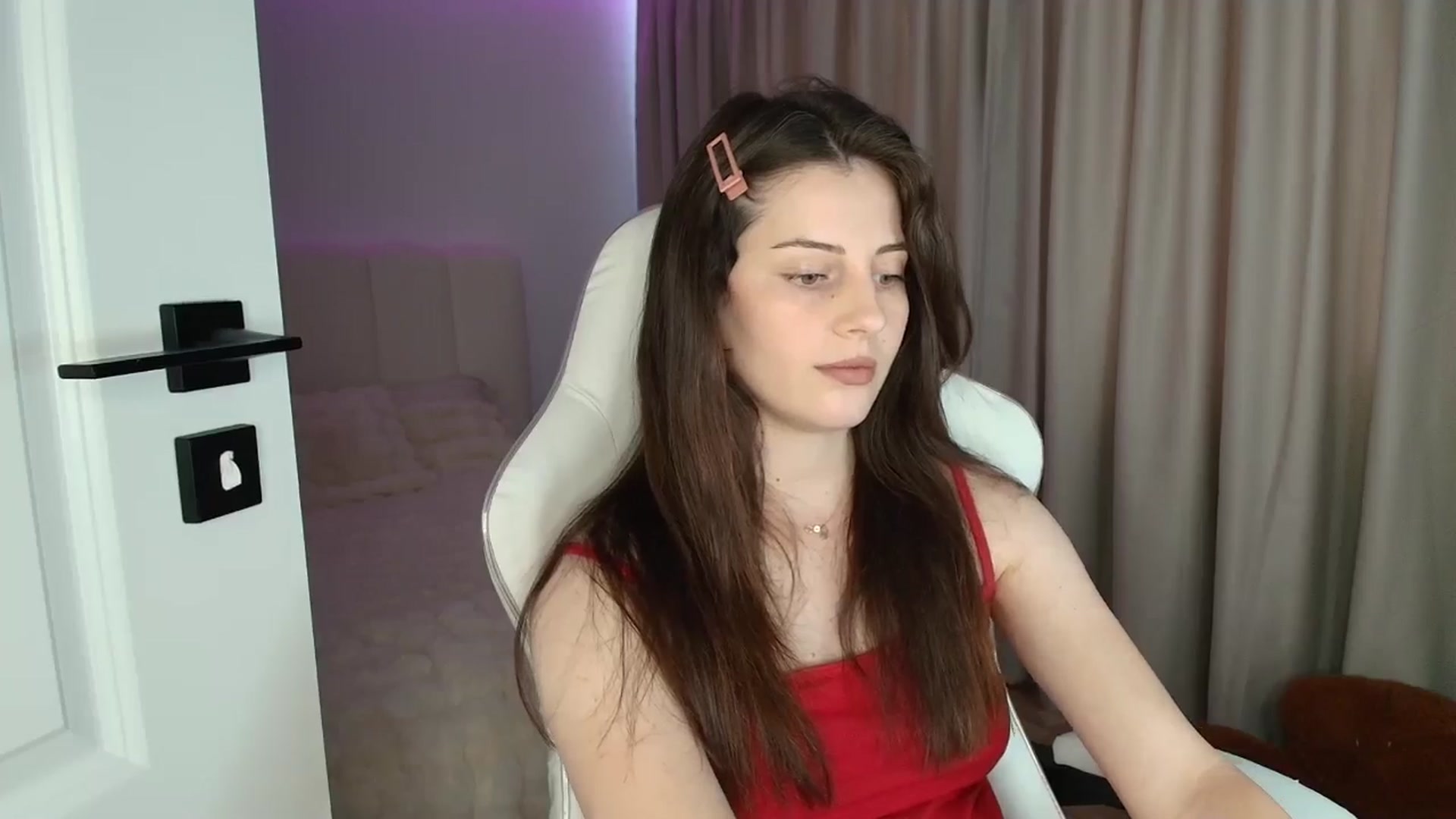 Gallery image thumbnail from AntoniaKitty's myfreecams stream on, 06/28/2025, 12:18 image 9 of 20