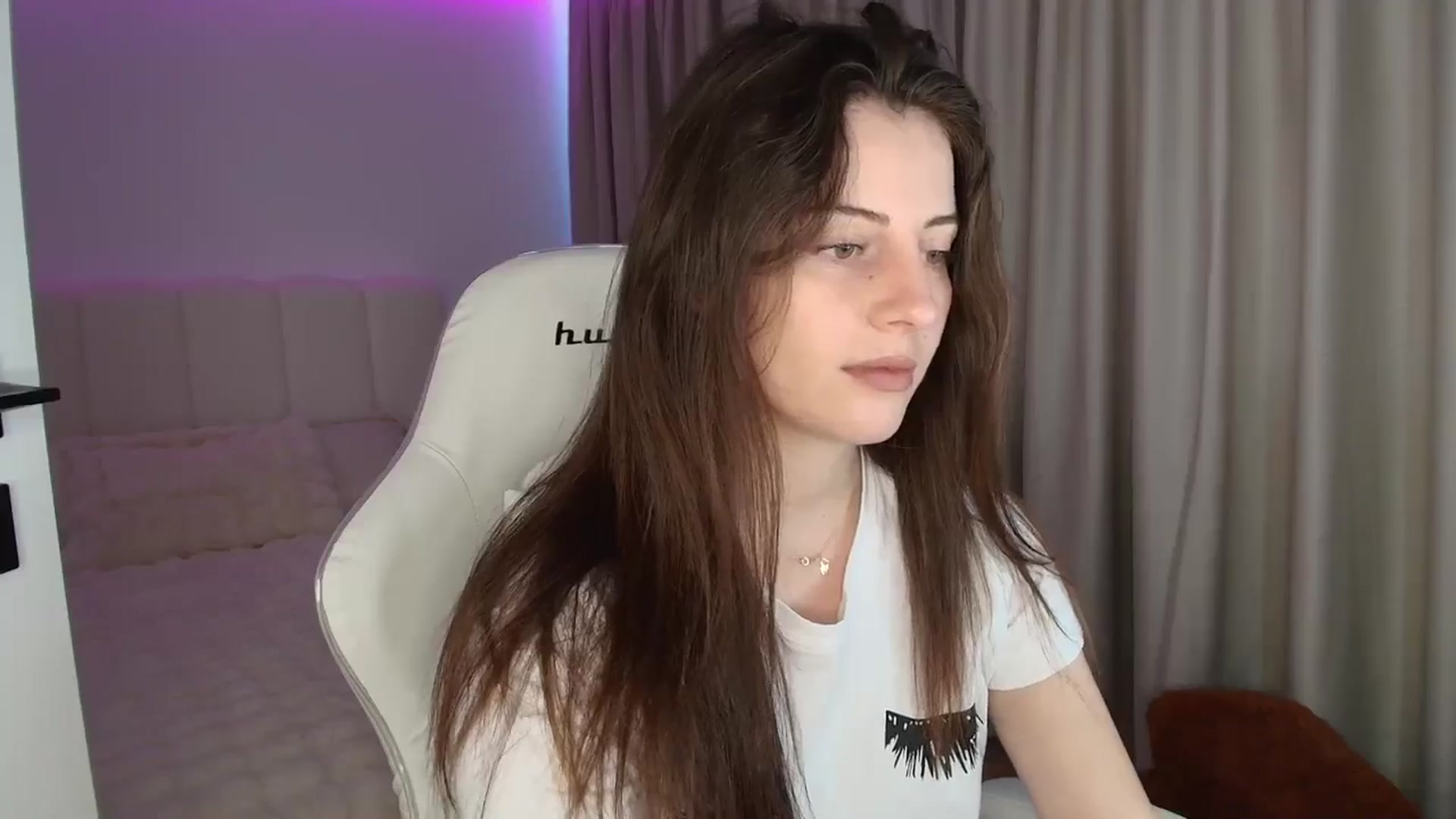 Gallery image thumbnail from AntoniaKitty's myfreecams stream on, 07/02/2025, 11:36 image 2 of 20