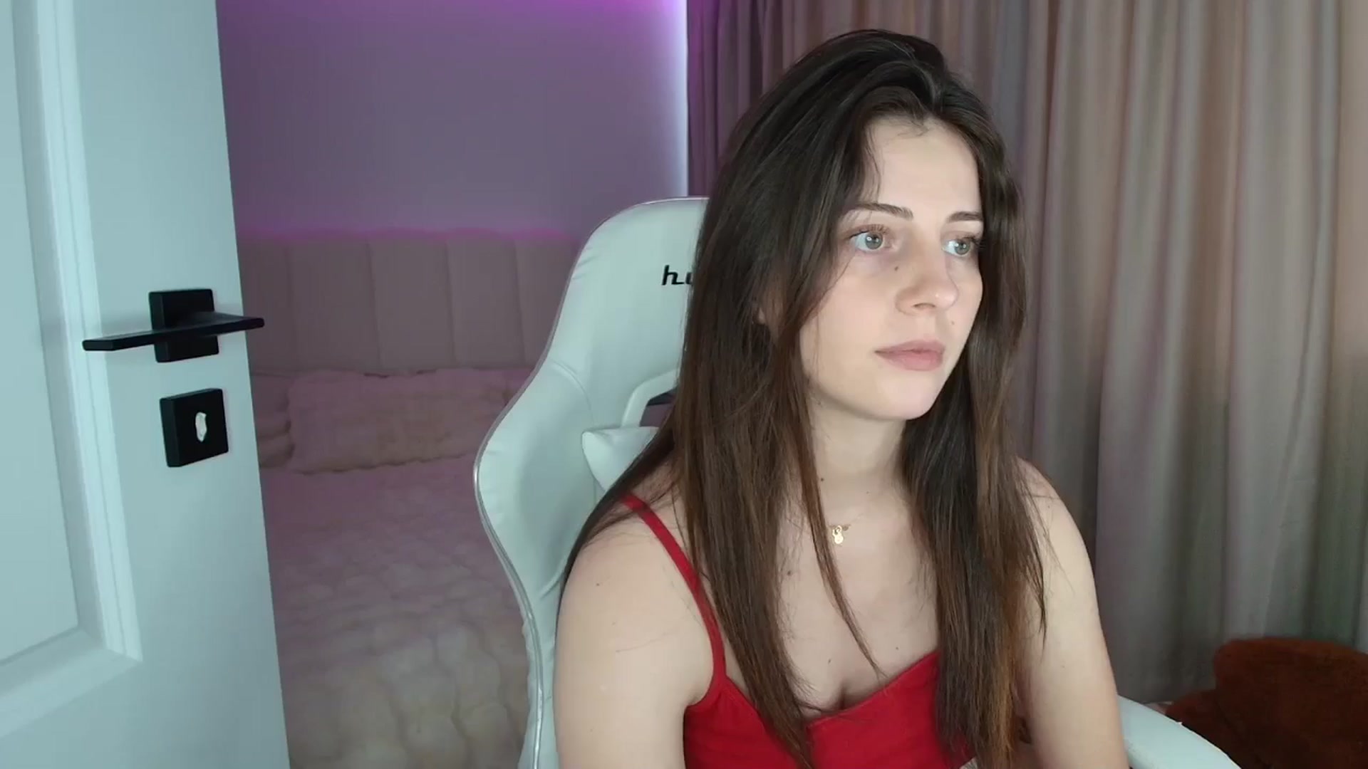 Gallery image thumbnail from AntoniaKitty's myfreecams stream on, 07/06/2025, 12:29 image 1 of 20