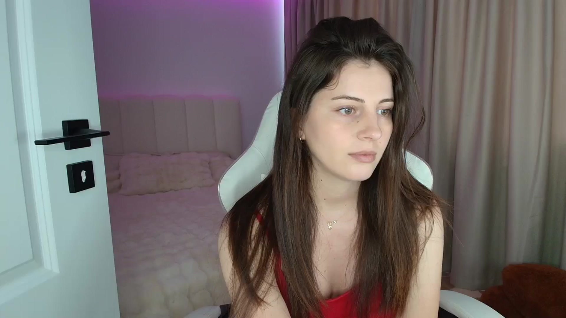 Gallery image thumbnail from AntoniaKitty's myfreecams stream on, 07/06/2025, 12:29 image 14 of 20