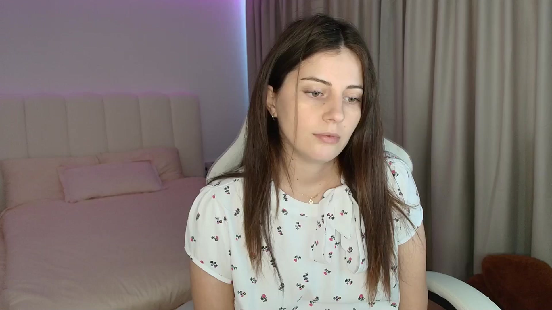 Gallery image thumbnail from AntoniaKitty's myfreecams stream on, 07/09/2025, 12:45 image 1 of 20