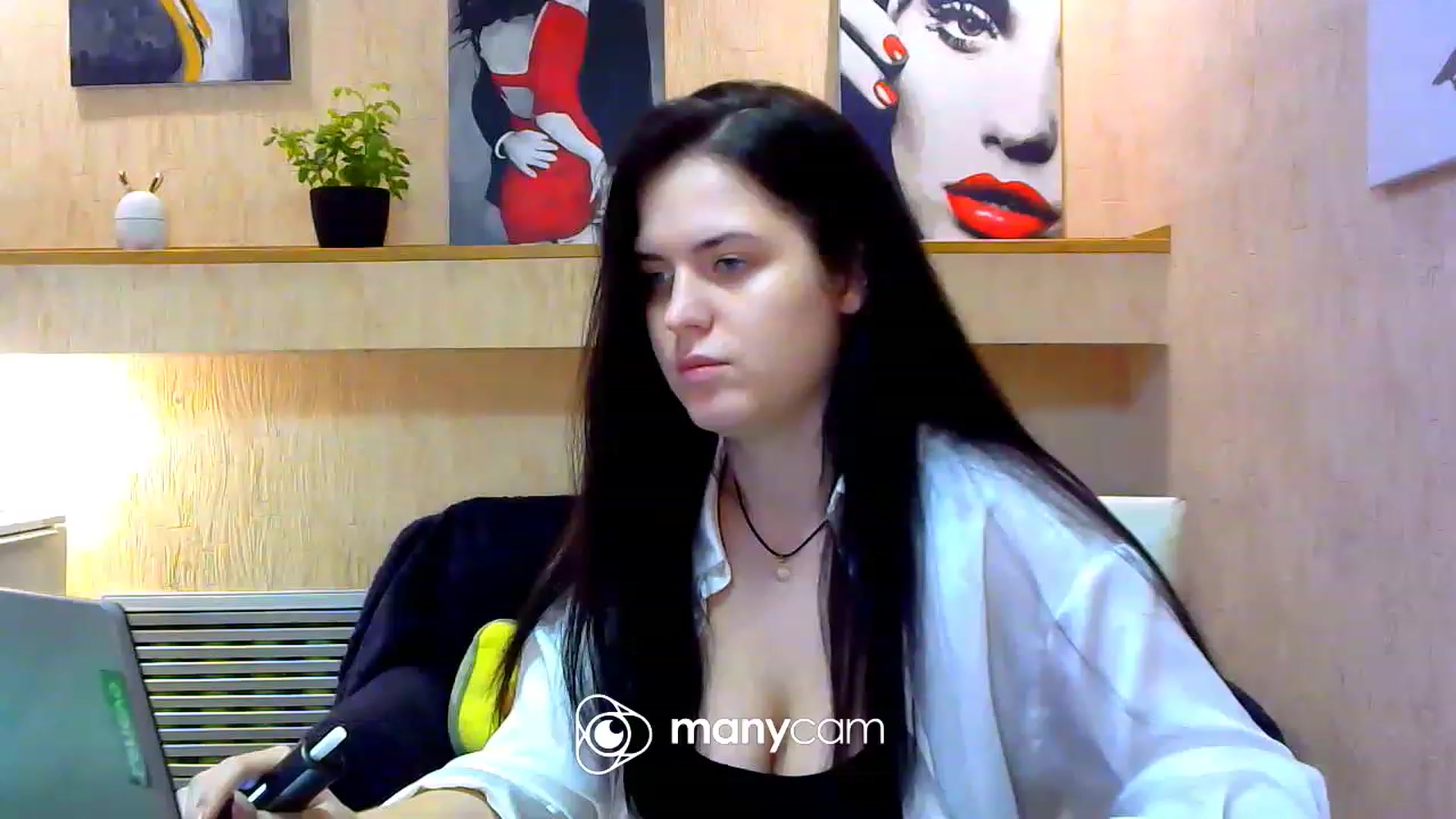 Gallery image thumbnail from Antonia_W__'s myfreecams stream on, 04/13/2023, 19:06 image 15 of 20