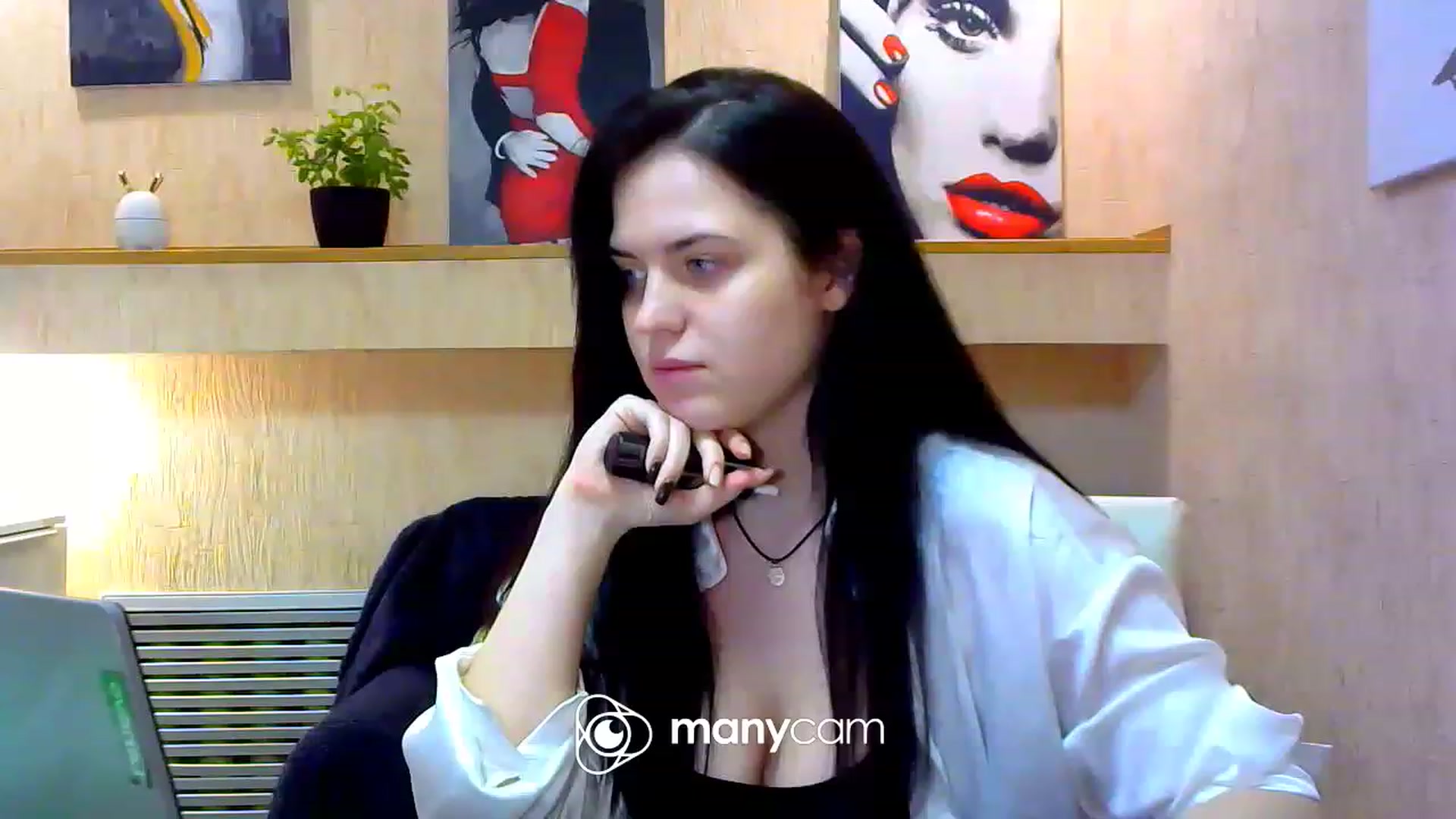 Gallery image thumbnail from Antonia_W__'s myfreecams stream on, 04/13/2023, 19:06 image 12 of 20