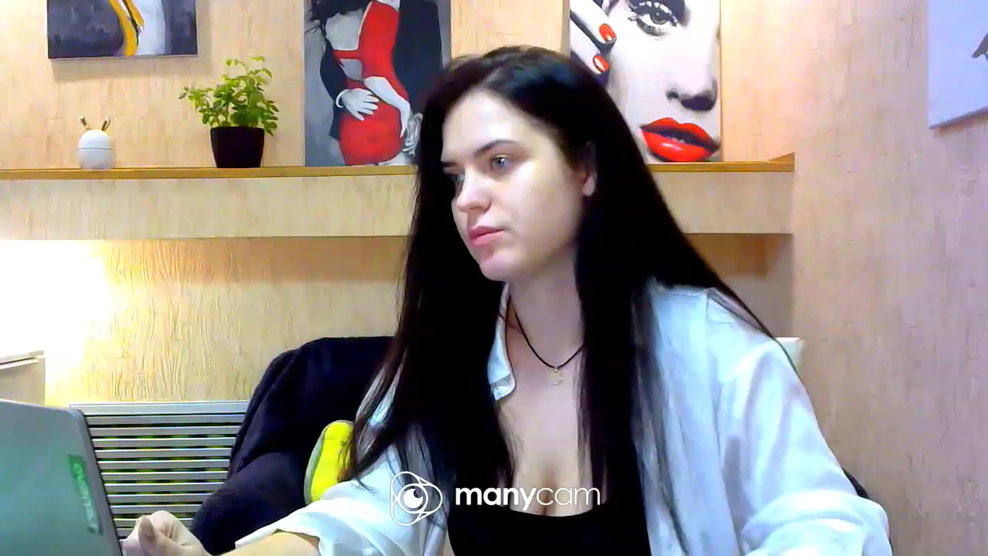 Gallery image thumbnail from Antonia_W__'s myfreecams stream on, 04/13/2023, 19:06 image 16 of 20