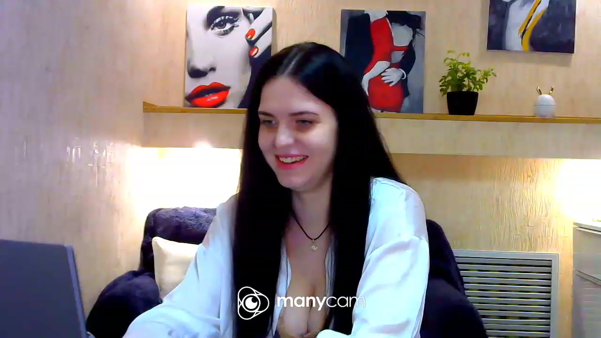 Gallery image thumbnail from Antonia_W__'s myfreecams stream on, 04/15/2023, 20:32 image 5 of 20