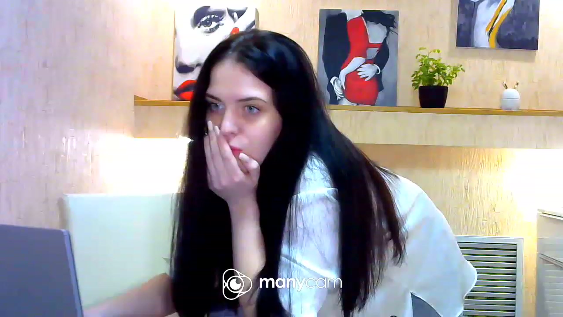 Gallery image thumbnail from Antonia_W__'s myfreecams stream on, 04/15/2023, 20:32 image 15 of 20