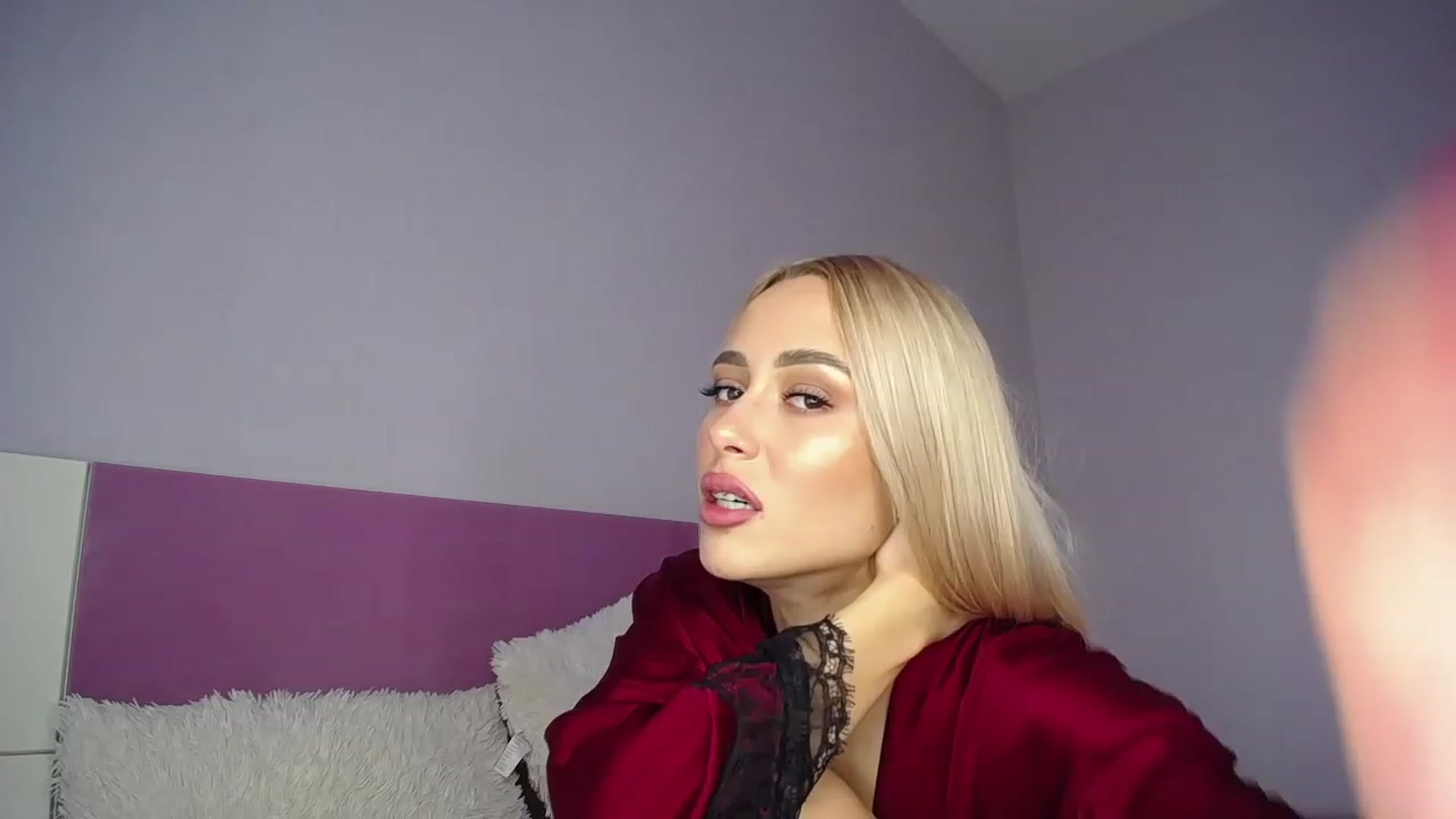 Gallery image thumbnail from AnyaBlondi4u's myfreecams stream on, 11/19/2022, 12:43 image 9 of 20