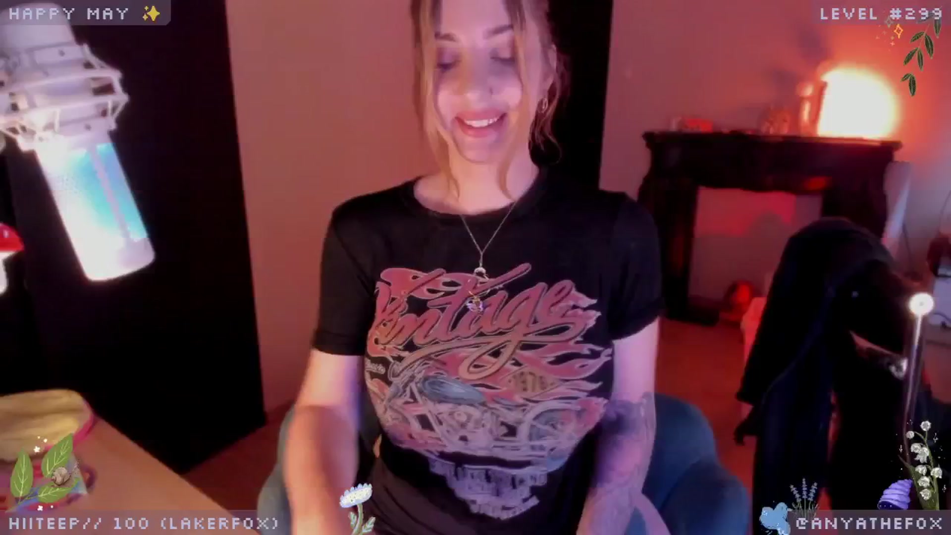 Gallery image thumbnail from AnyaFox's myfreecams stream on, 05/17/2024, 08:19 image 9 of 20