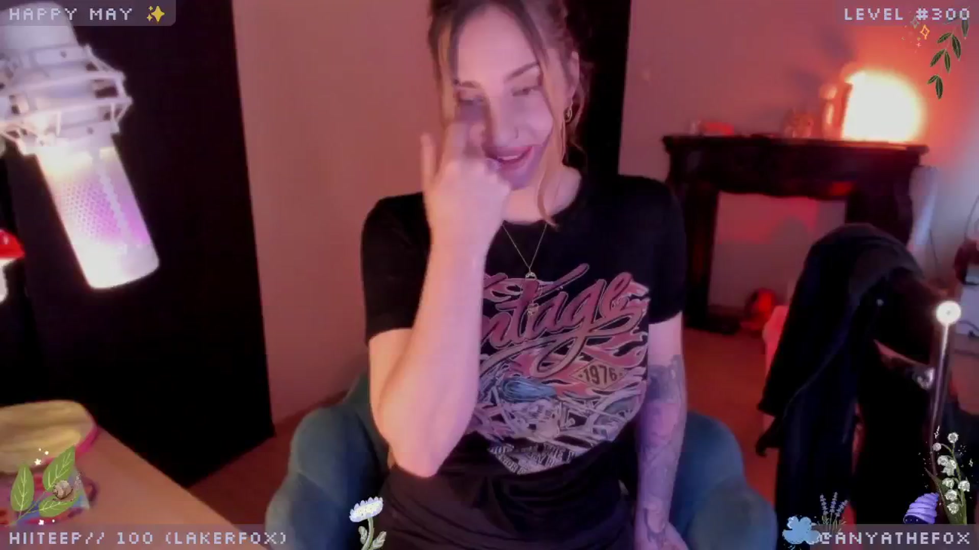 Gallery image thumbnail from AnyaFox's myfreecams stream on, 05/17/2024, 08:19 image 5 of 20