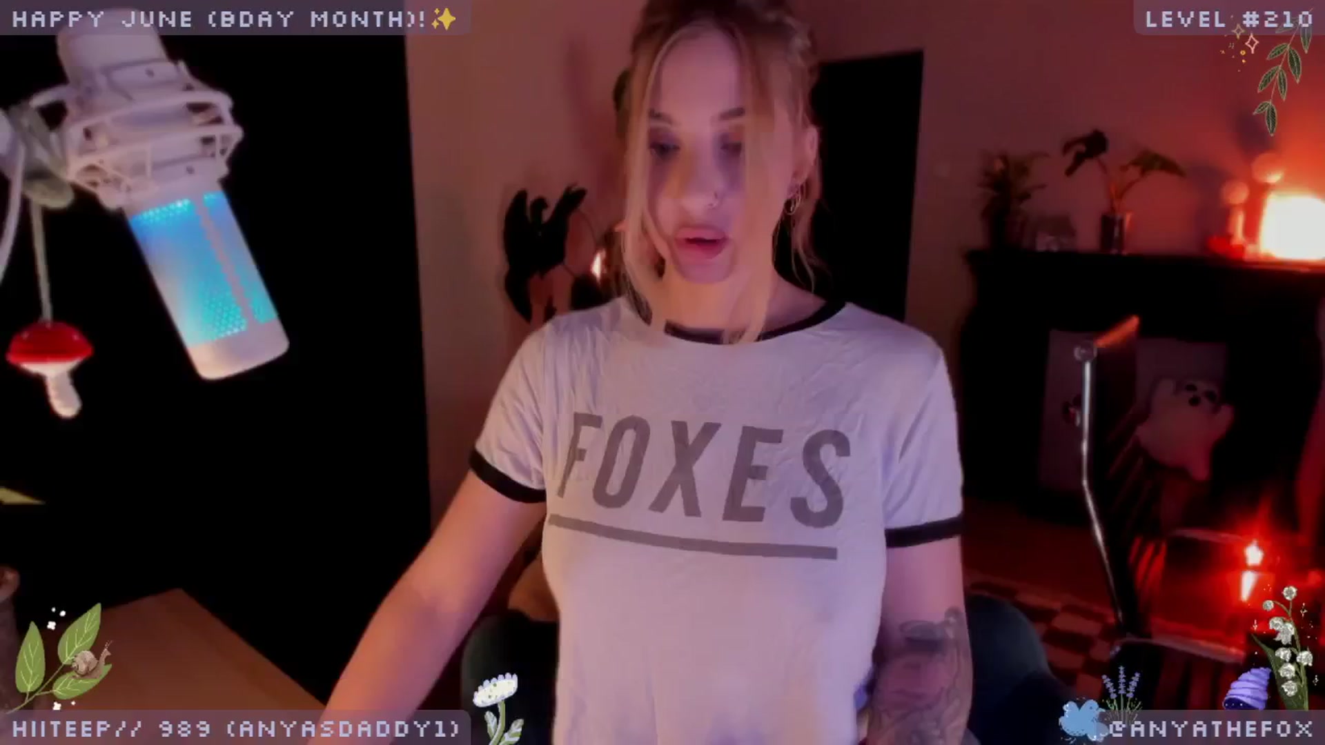 Gallery image thumbnail from AnyaFox's myfreecams stream on, 06/30/2024, 08:19 image 9 of 20