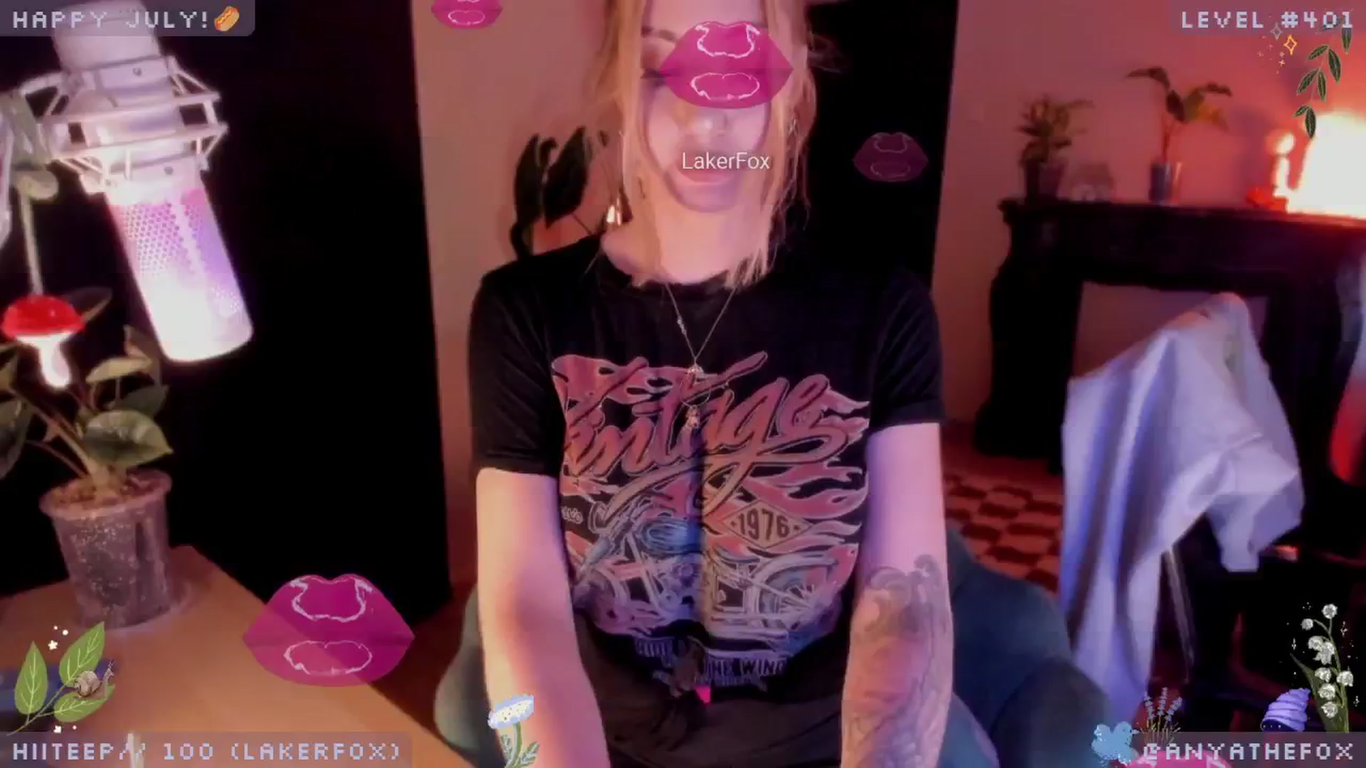Gallery image thumbnail from AnyaFox's myfreecams stream on, 07/03/2024, 07:40 image 9 of 20