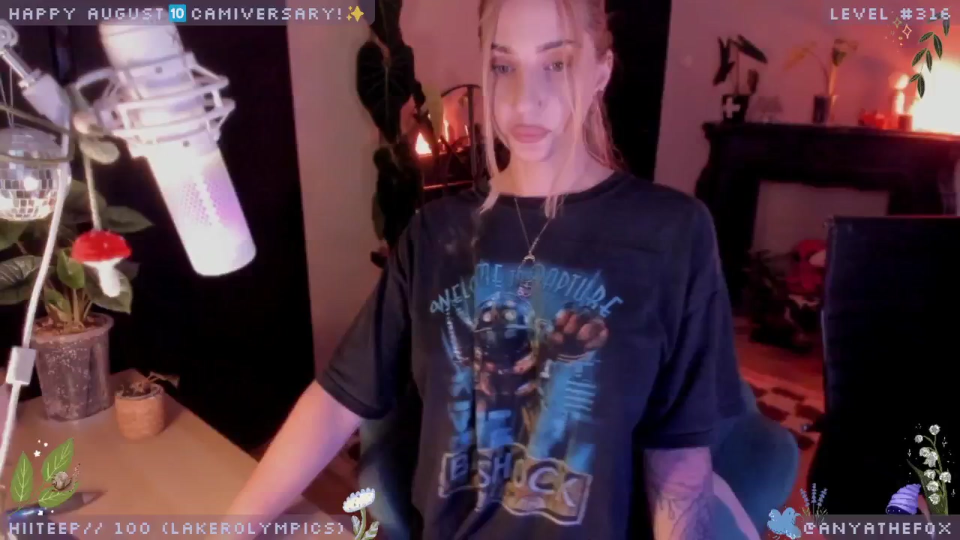 Gallery image thumbnail from AnyaFox's myfreecams stream on, 08/11/2024, 09:09 image 9 of 20