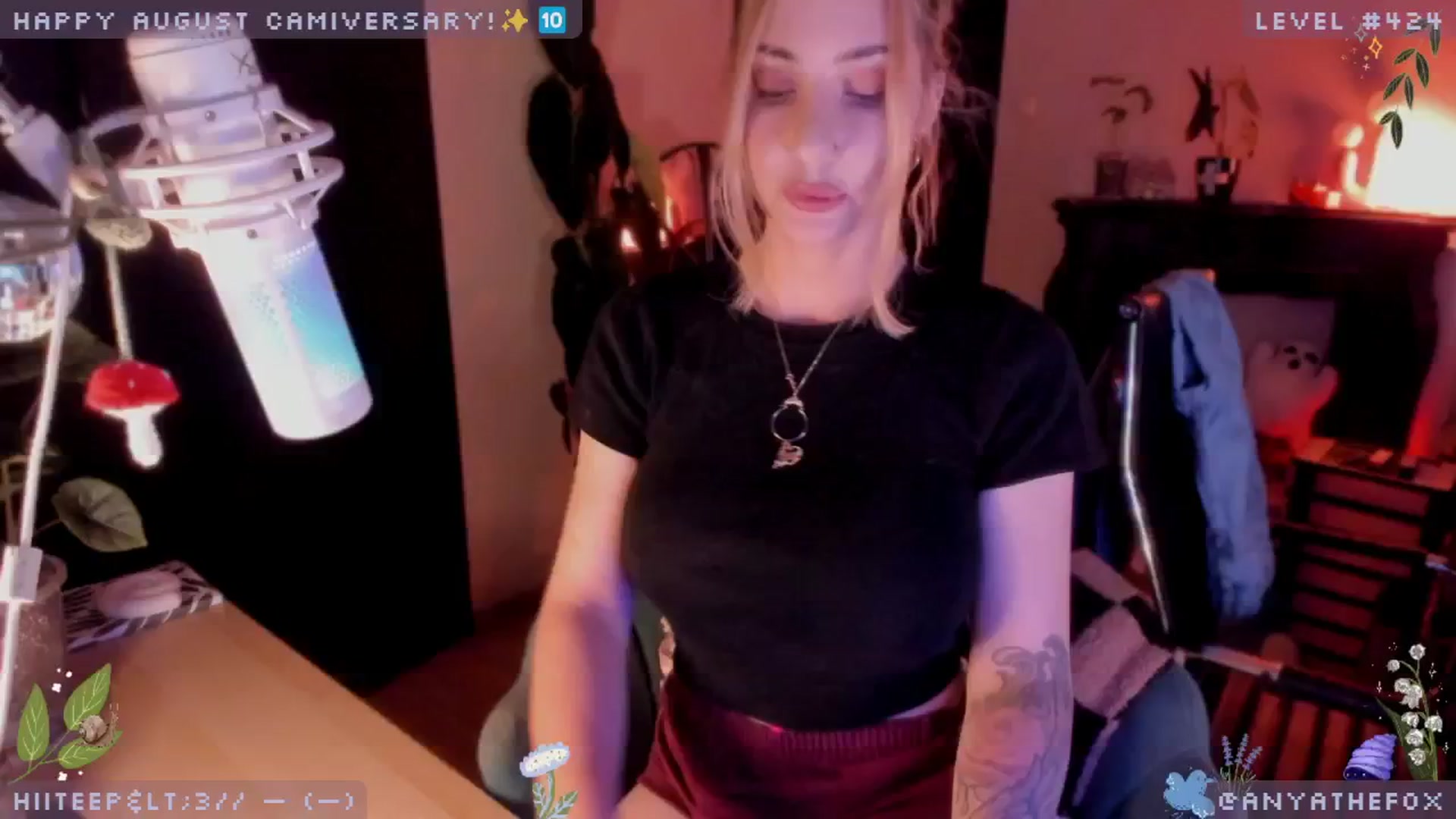 Gallery image thumbnail from AnyaFox's myfreecams stream on, 08/19/2024, 05:43 image 3 of 20