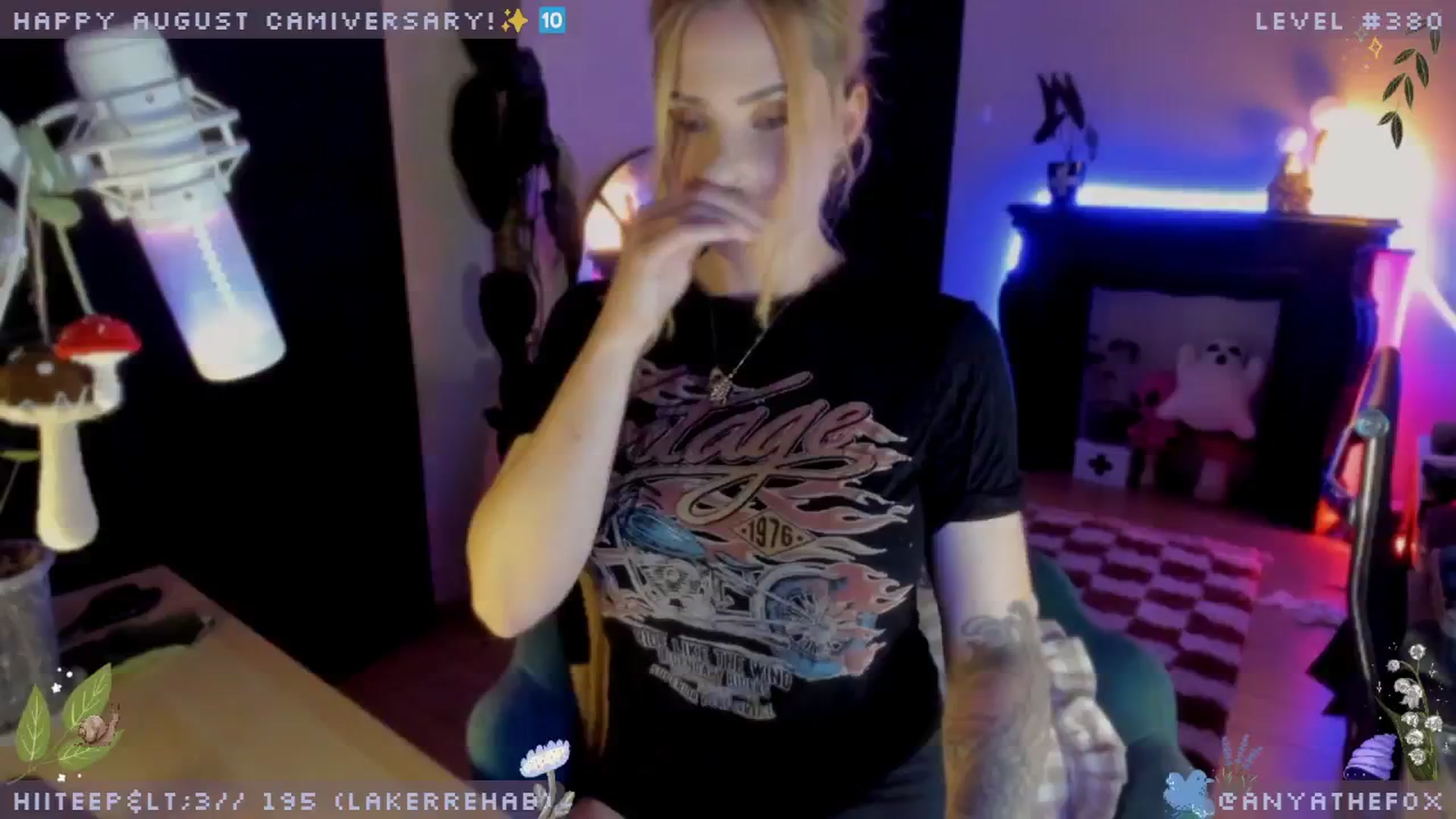 Gallery image thumbnail from AnyaFox's myfreecams stream on, 08/30/2024, 06:54 image 10 of 20