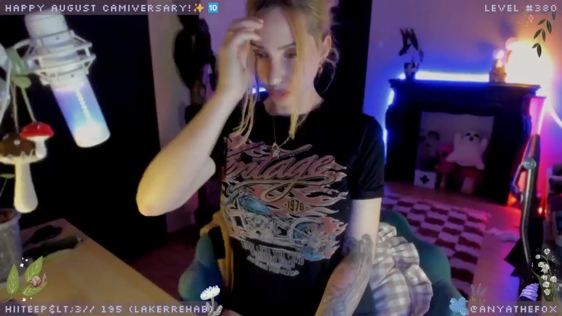 Gallery image thumbnail from AnyaFox's myfreecams stream on, 08/30/2024, 06:54 image 9 of 20