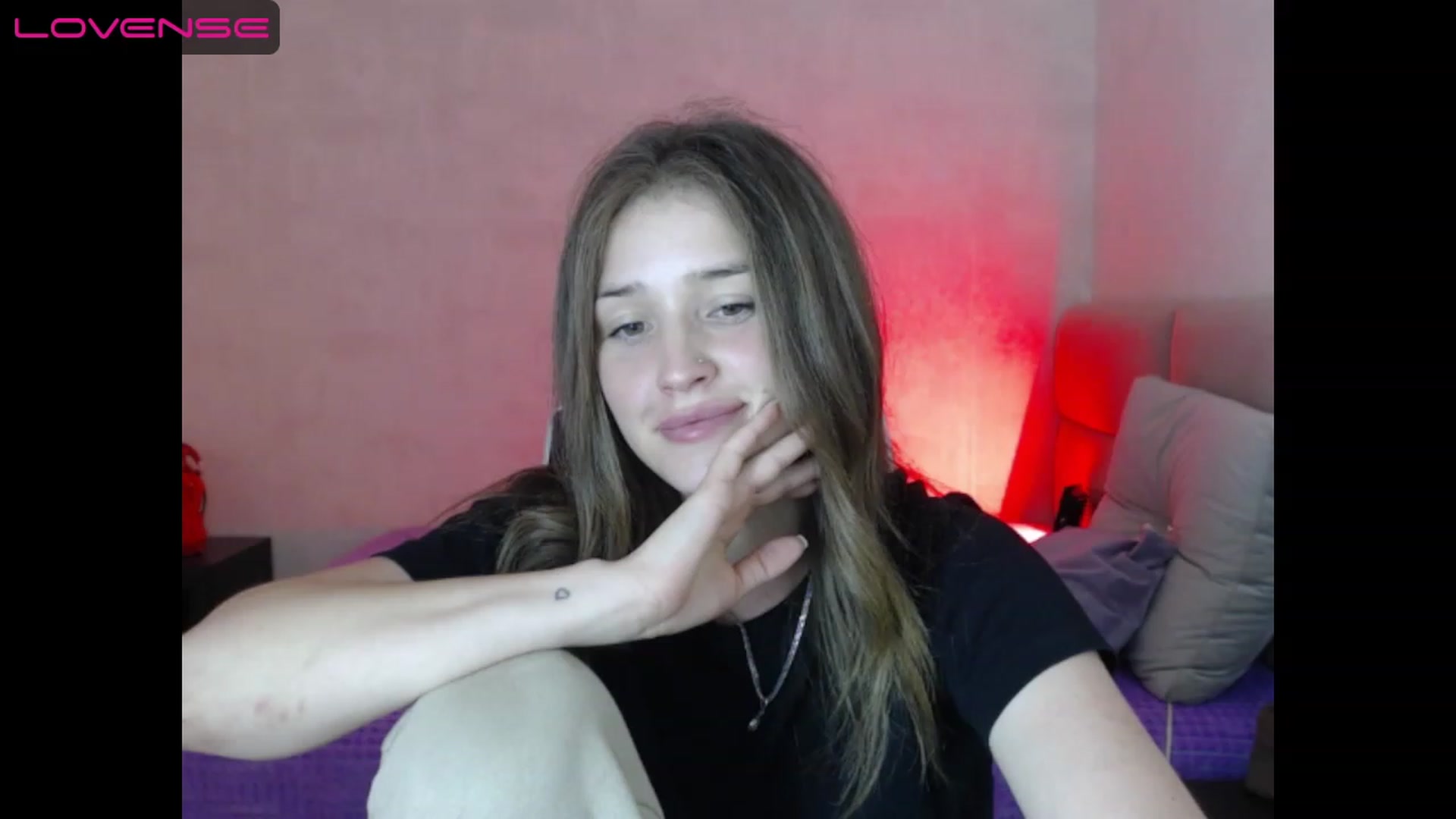 Gallery image thumbnail from AnyaGrey9's myfreecams stream on, 07/04/2023, 24:57 image 2 of 20
