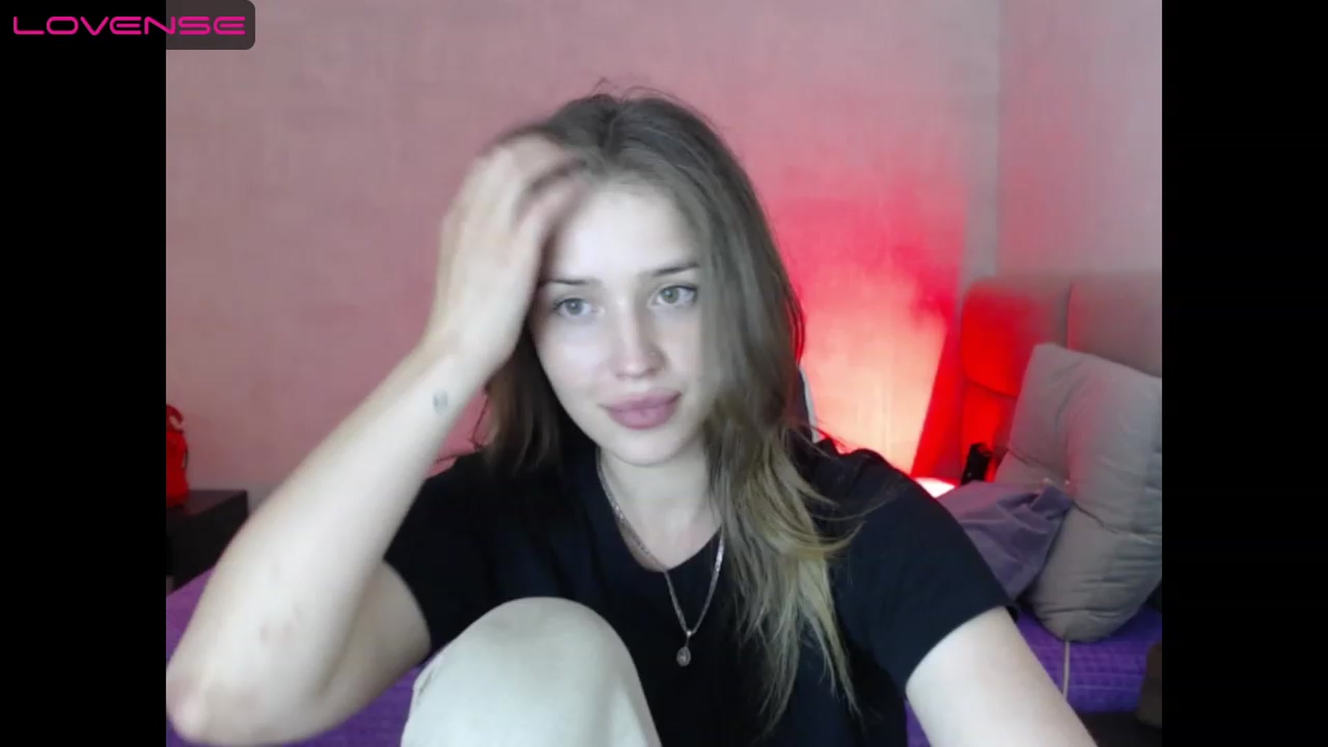 Gallery image thumbnail from AnyaGrey9's myfreecams stream on, 07/04/2023, 24:57 image 4 of 20