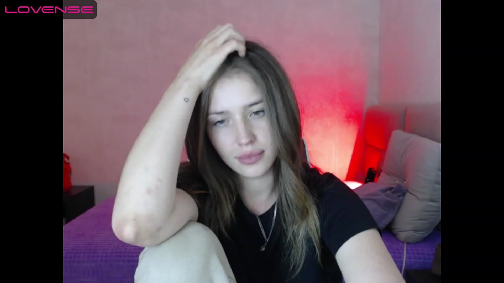 Gallery image thumbnail from AnyaGrey9's myfreecams stream on, 07/04/2023, 24:57 image 1 of 20