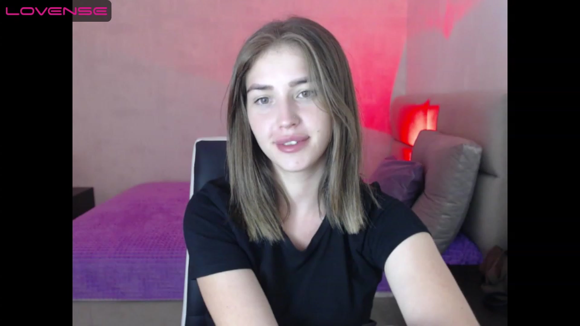 Gallery image thumbnail from AnyaGrey9's myfreecams stream on, 07/17/2023, 23:01 image 10 of 20
