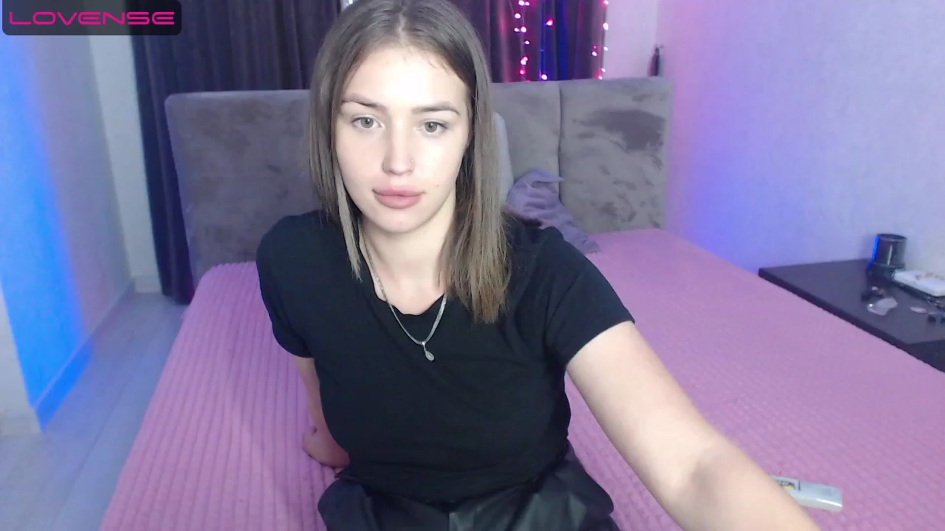 Gallery image thumbnail from AnyaGrey9's myfreecams stream on, 07/24/2023, 17:00 image 4 of 20