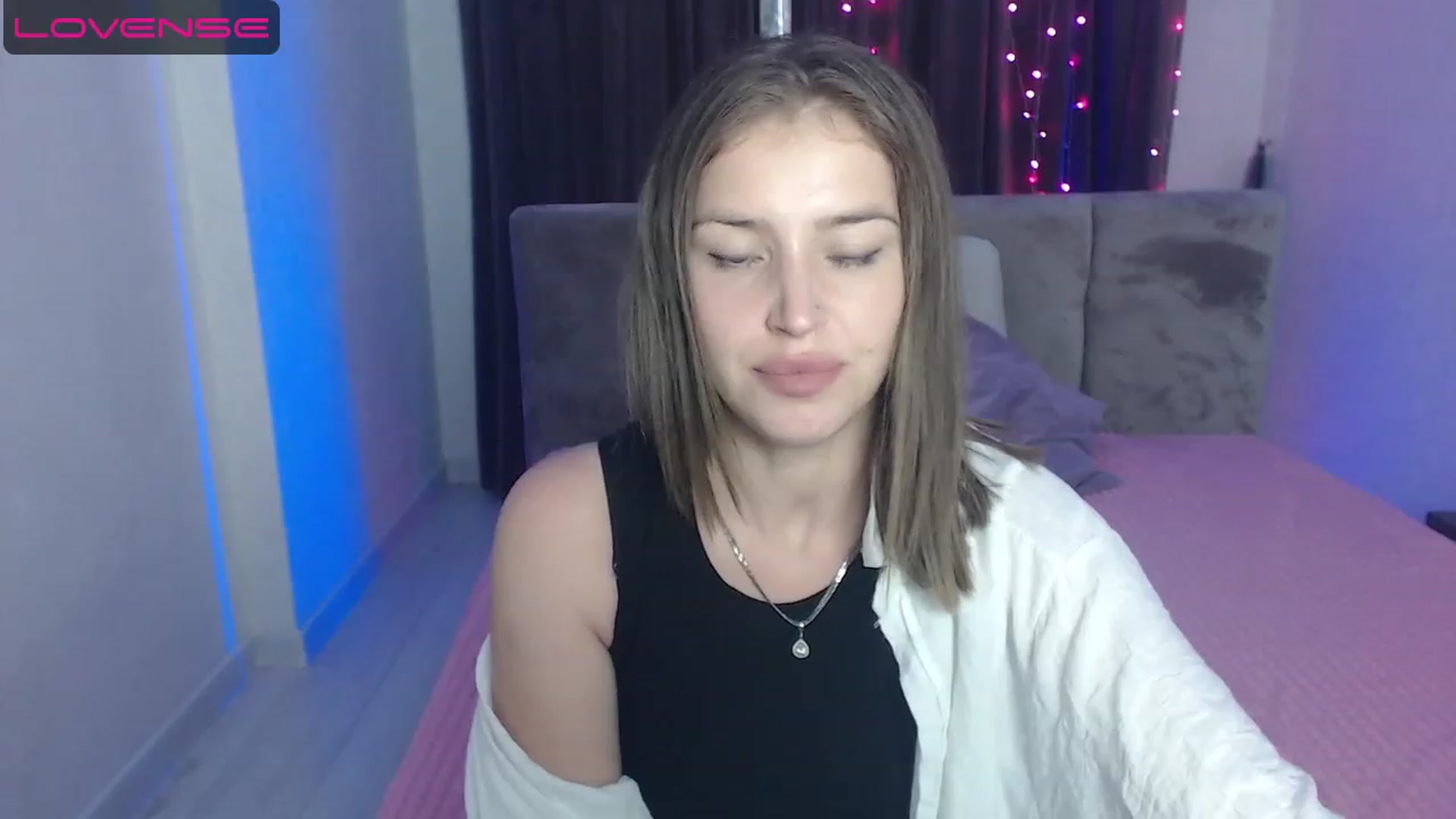 Gallery image thumbnail from AnyaGrey9's myfreecams stream on, 07/25/2023, 16:23 image 8 of 20