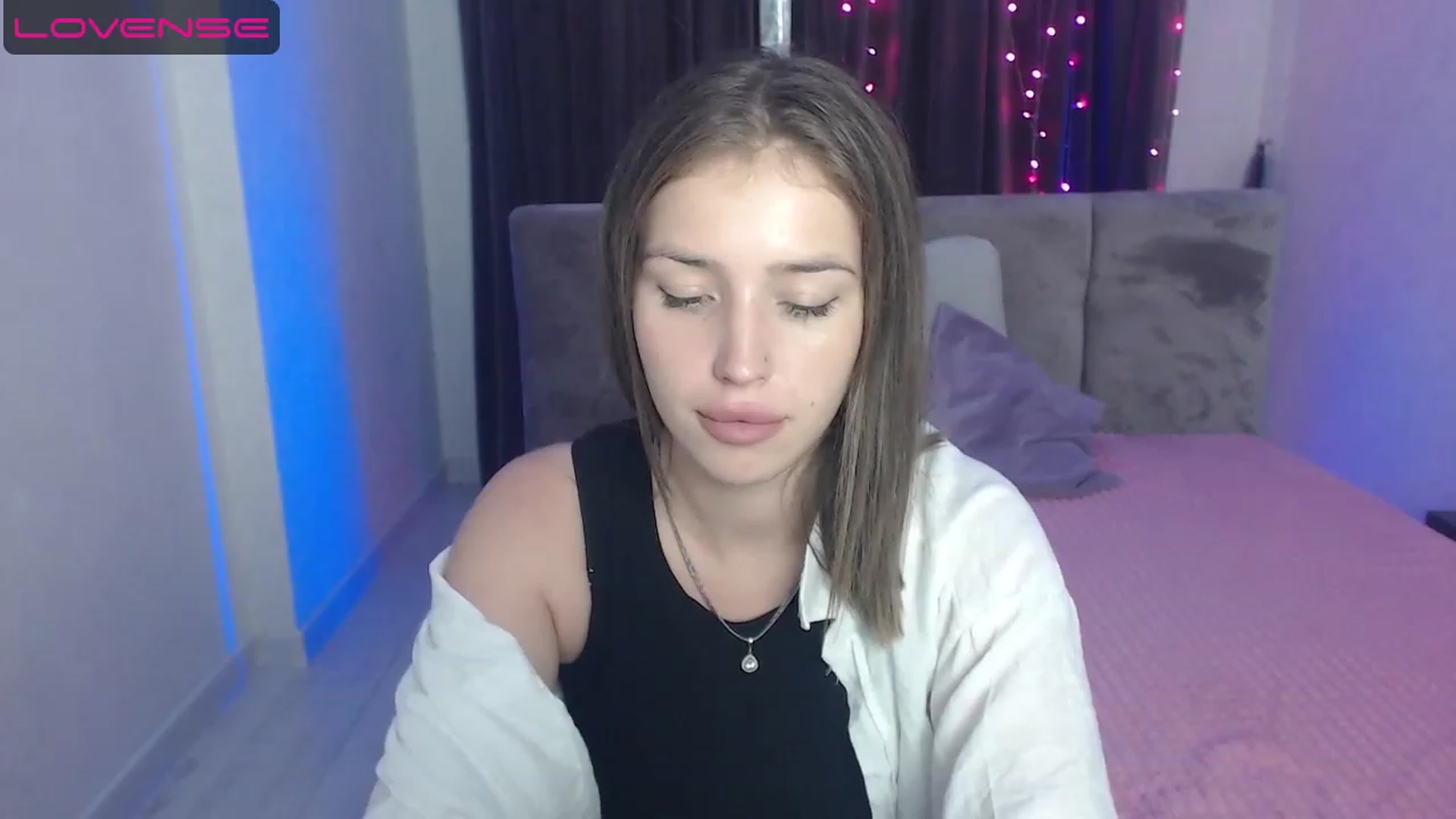 Gallery image thumbnail from AnyaGrey9's myfreecams stream on, 07/25/2023, 16:23 image 1 of 20