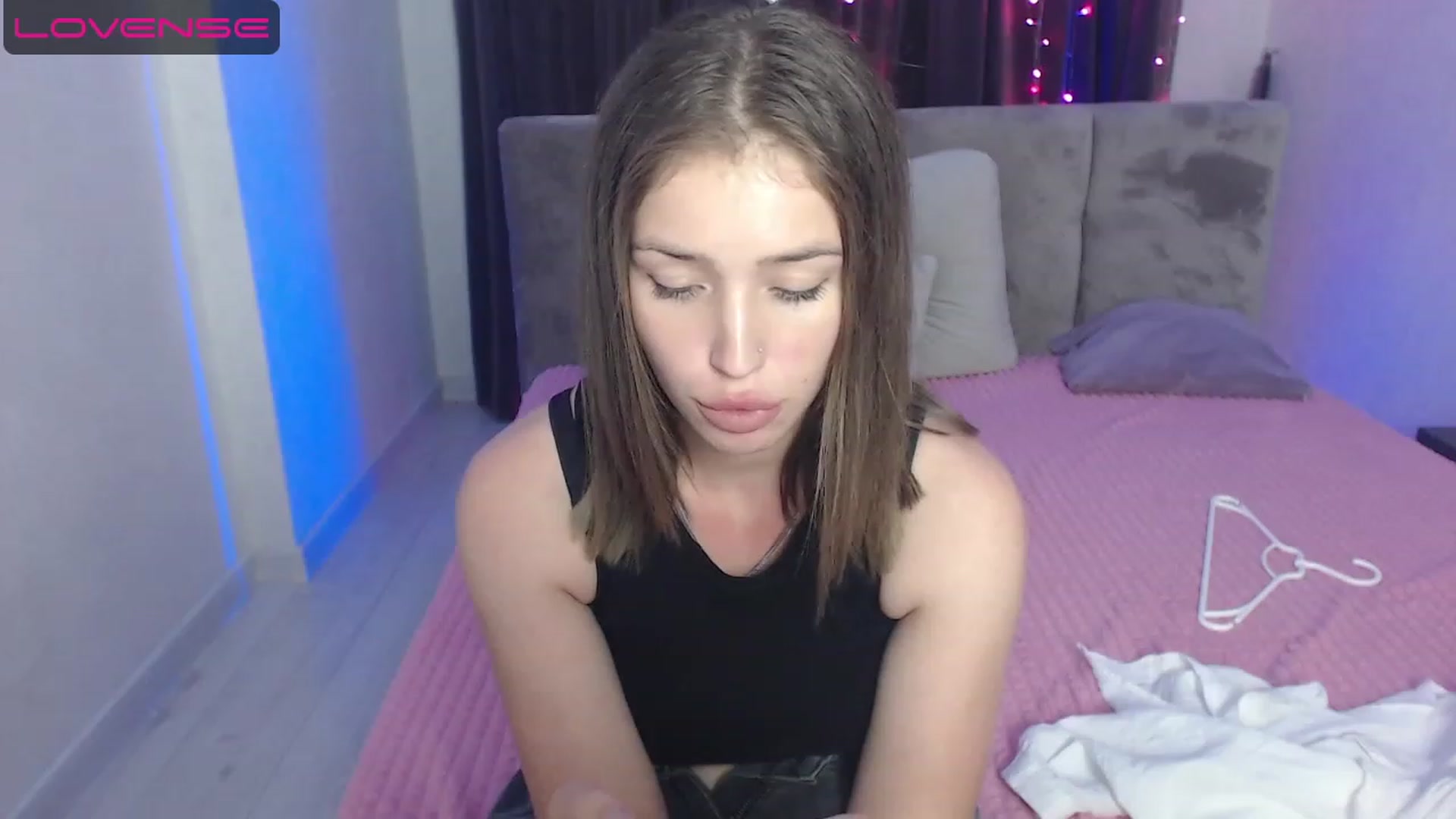 Gallery image thumbnail from AnyaGrey9's myfreecams stream on, 07/25/2023, 18:54 image 3 of 20