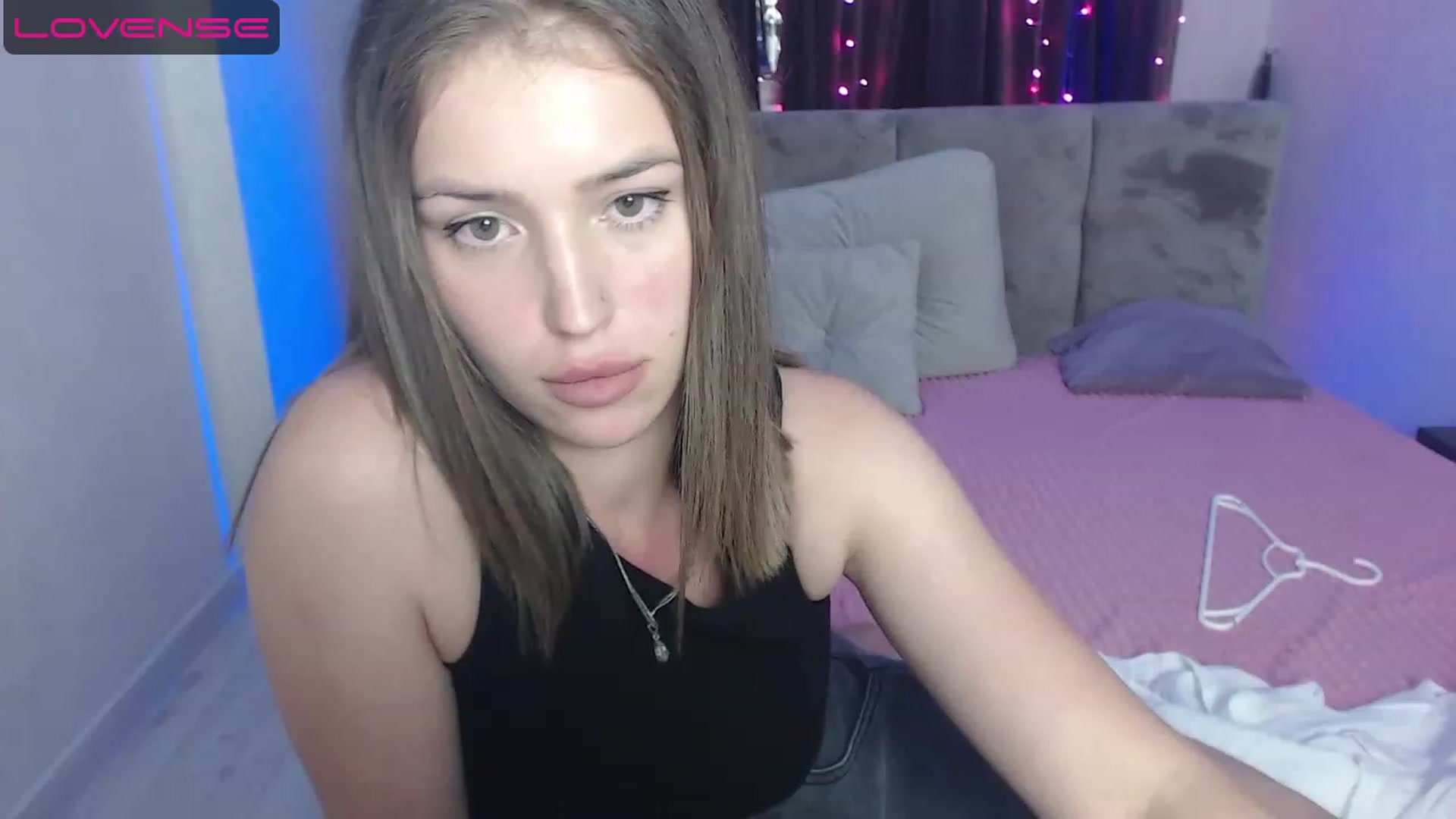 Gallery image thumbnail from AnyaGrey9's myfreecams stream on, 07/25/2023, 18:54 image 16 of 20