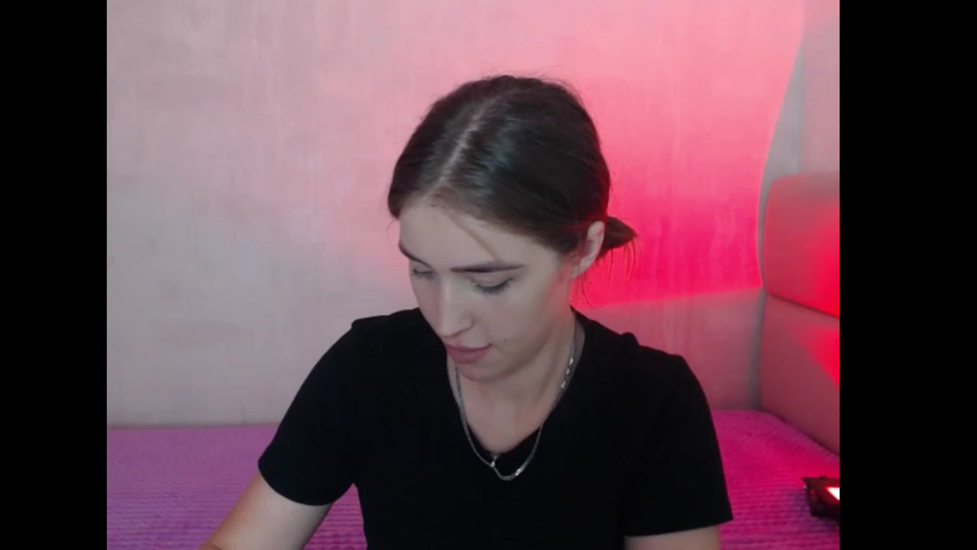 Gallery image thumbnail from AnyaGrey9's myfreecams stream on, 07/26/2023, 17:25 image 18 of 20