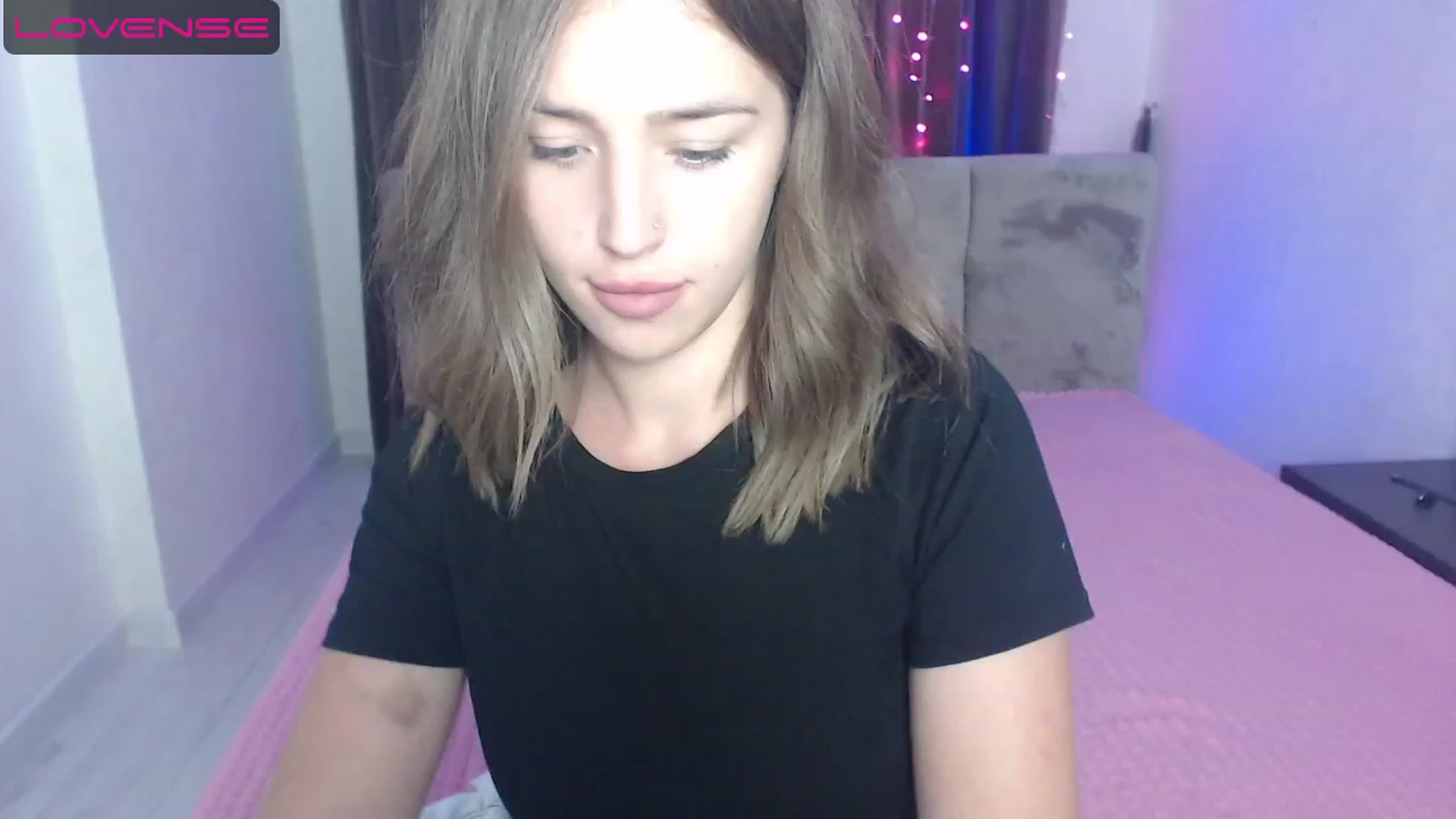 Gallery image thumbnail from AnyaGrey9's myfreecams stream on, 08/04/2023, 16:27 image 13 of 20
