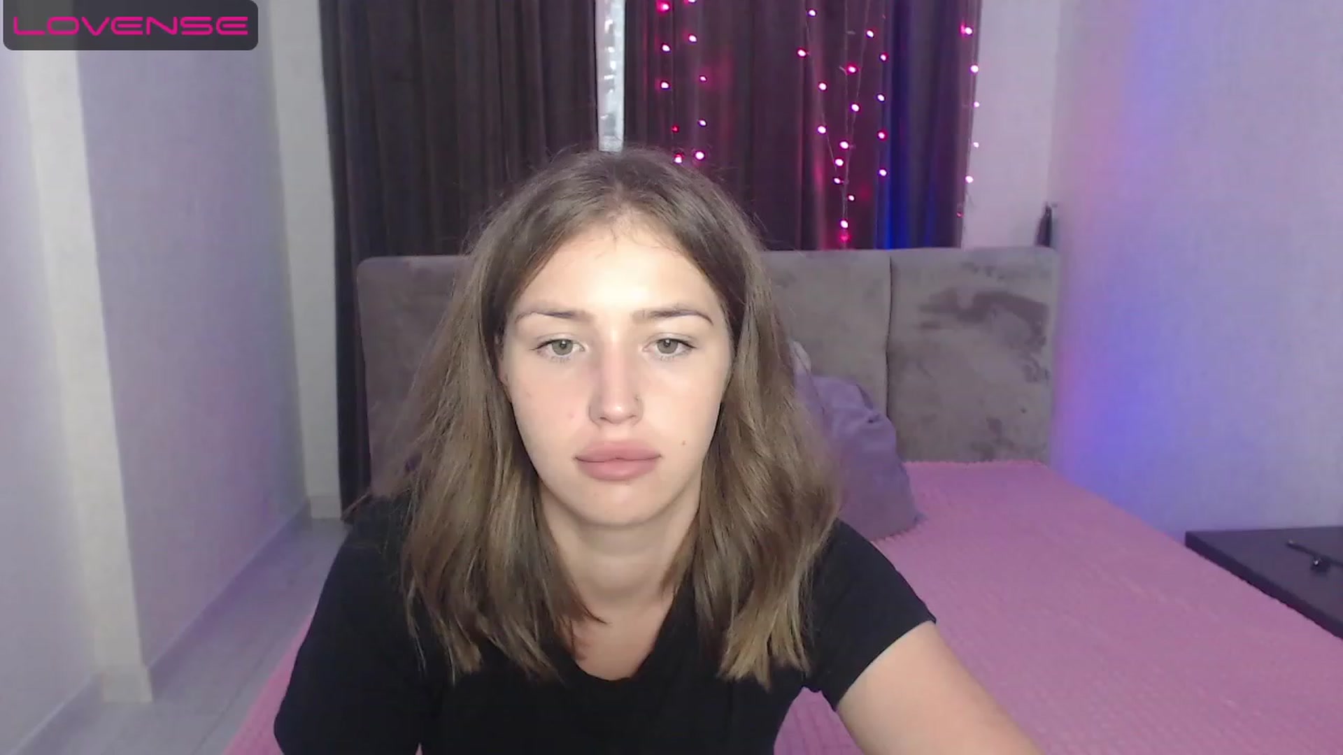 Gallery image thumbnail from AnyaGrey9's myfreecams stream on, 08/04/2023, 16:27 image 2 of 20